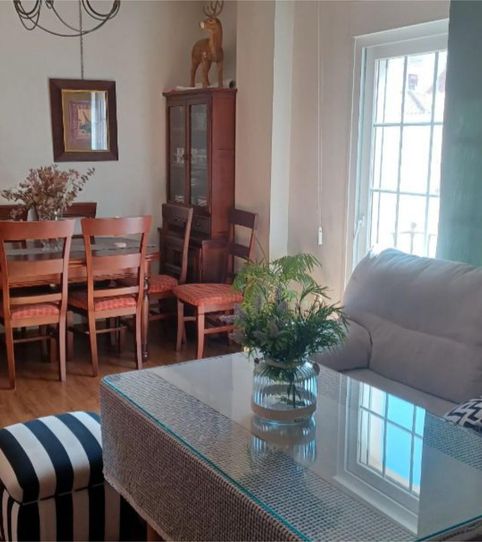 Foto 2 de Piso en venta en Calle Fernando Sánchez Sampedro, 11, Pardaleras, Badajoz Capital