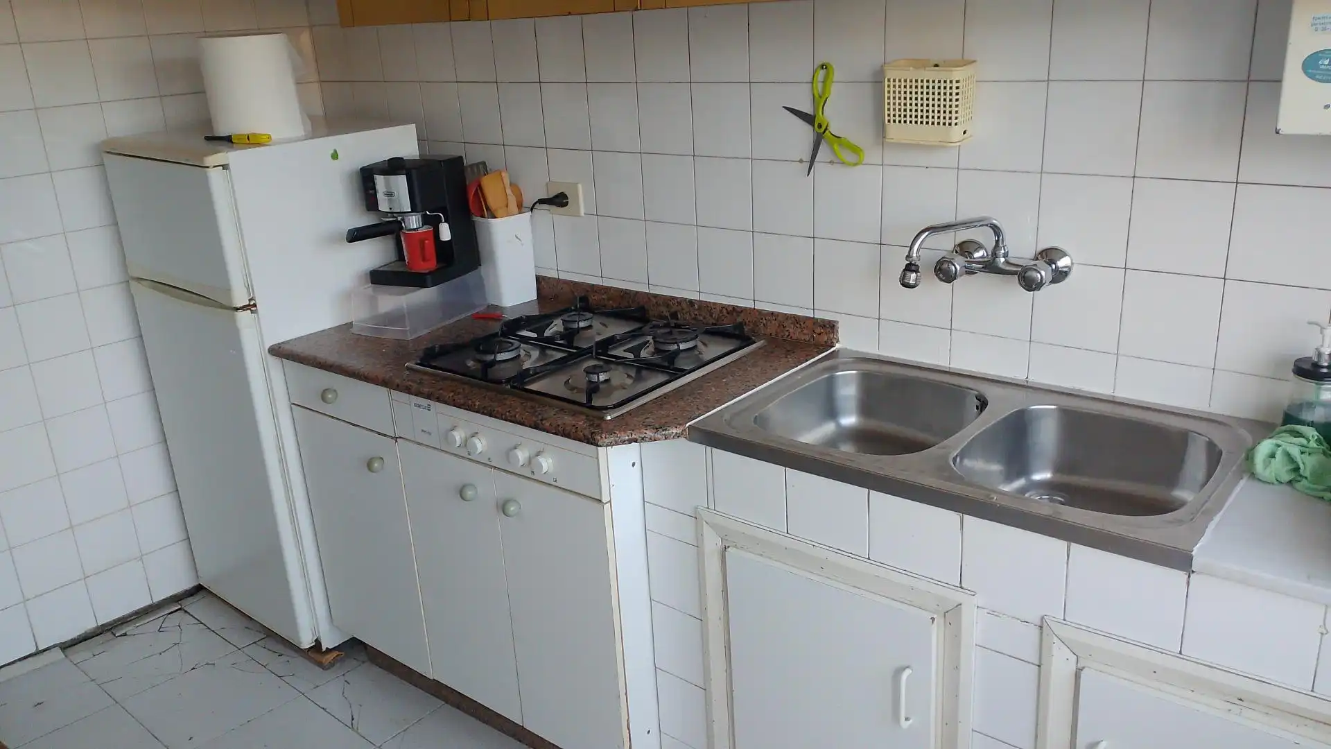 Kitchen of Flat for share in Ribadeo  with Terrace, Washing machine and TV