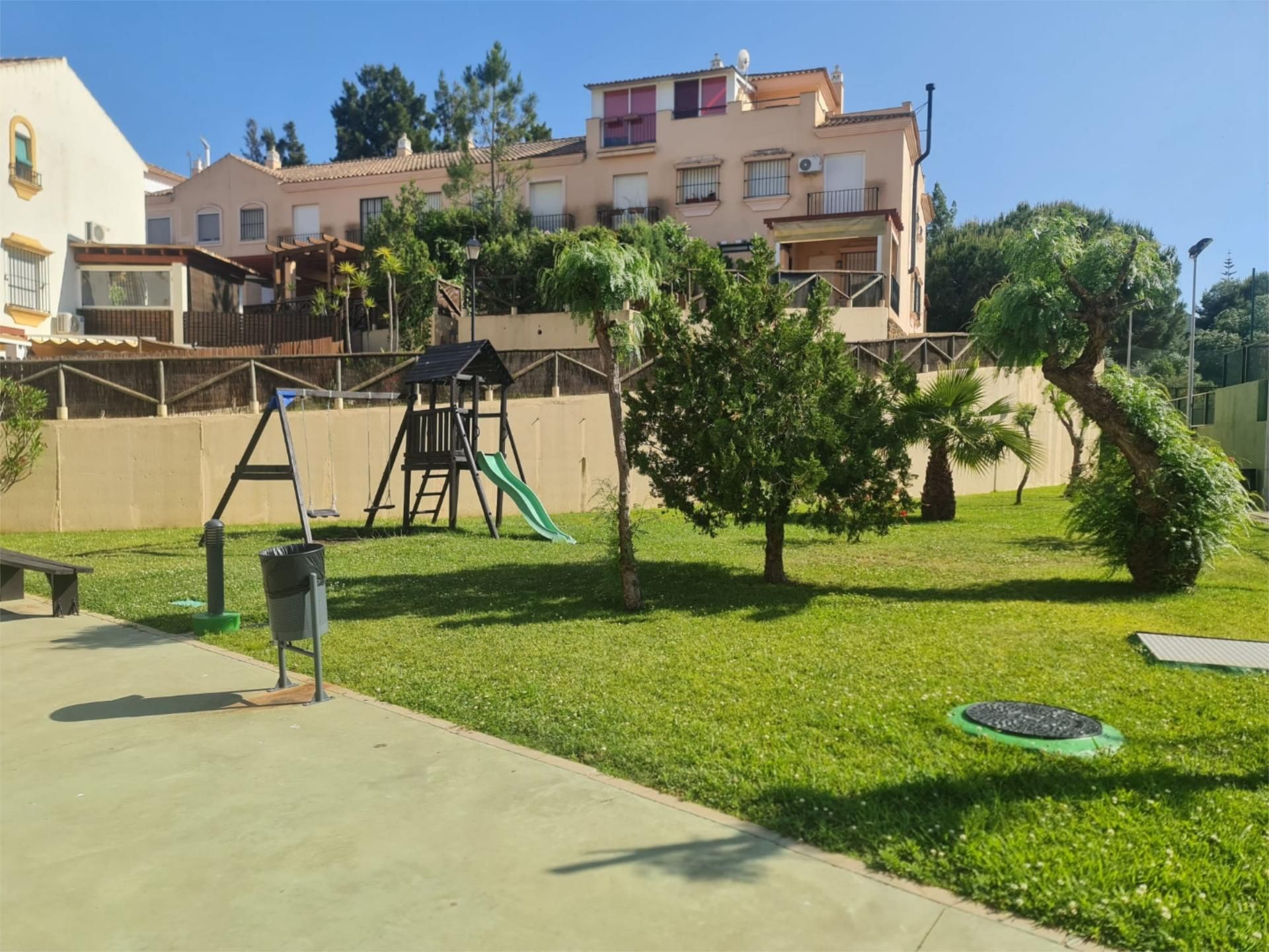Garden of Flat to rent in Islantilla  with Air Conditioner, Heating and Private garden