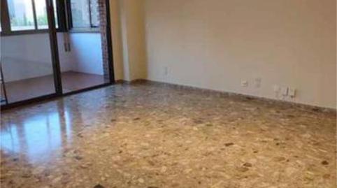 Flat to rent in Romareda, Zaragoza - image 3 Photo 3 of Flat to rent in Romareda, Zaragoza