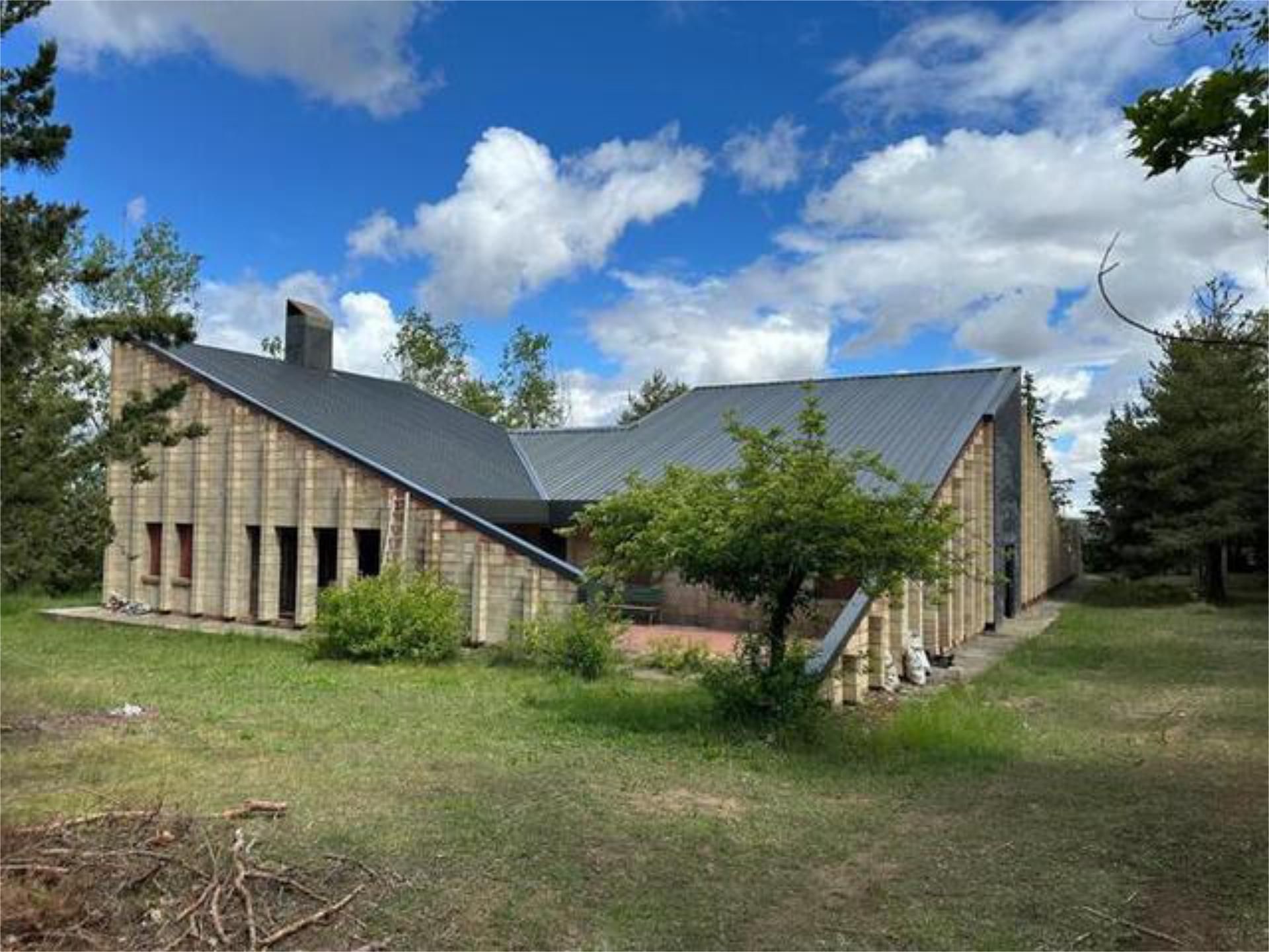 Vista exterior de Casa adosada en venta en San Martín de la Virgen de Moncayo con Jardín privado, Trastero y Amueblado
