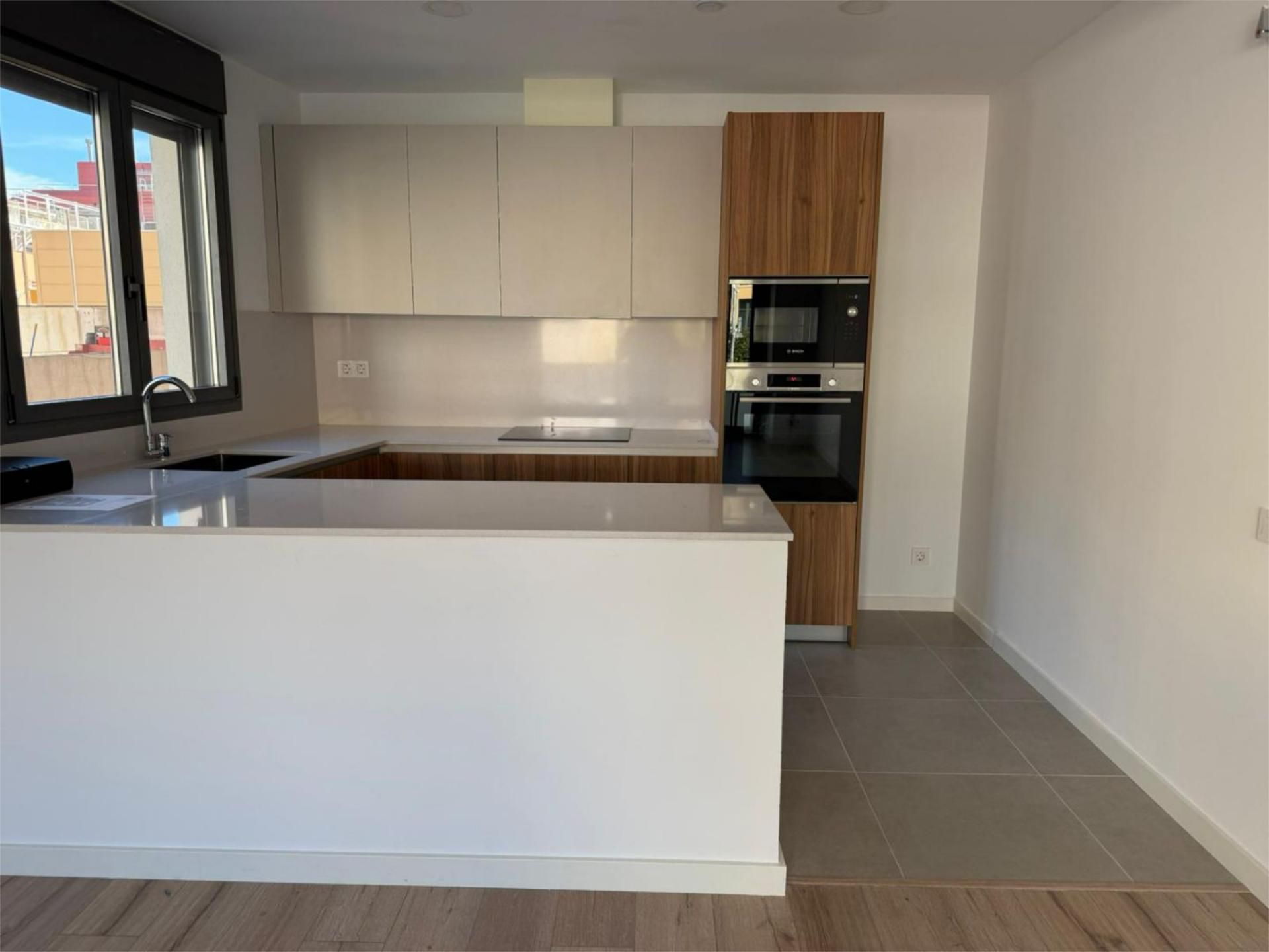 Piso de alquiler en Via Augusta, 1, Centre Piso de alquiler en Via Augusta, 1, Centre