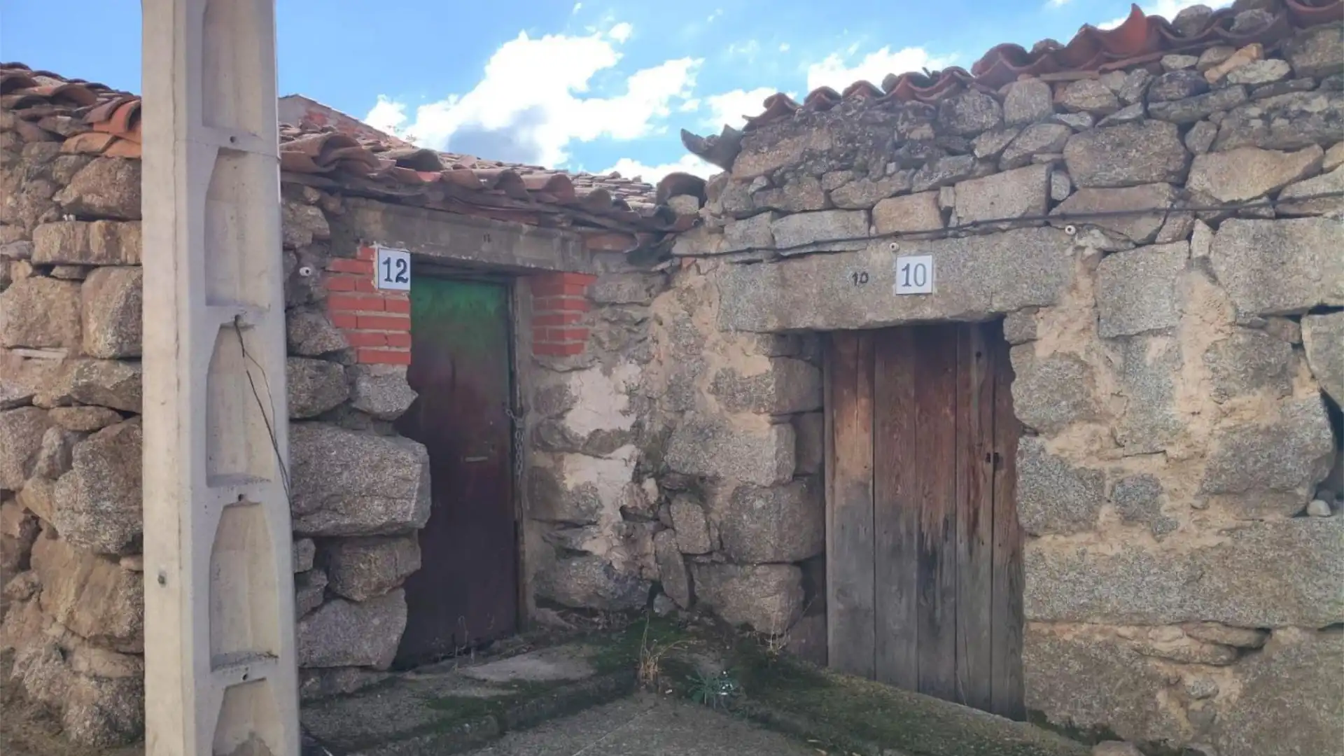 Vista exterior de Piso en venta en Burgohondo