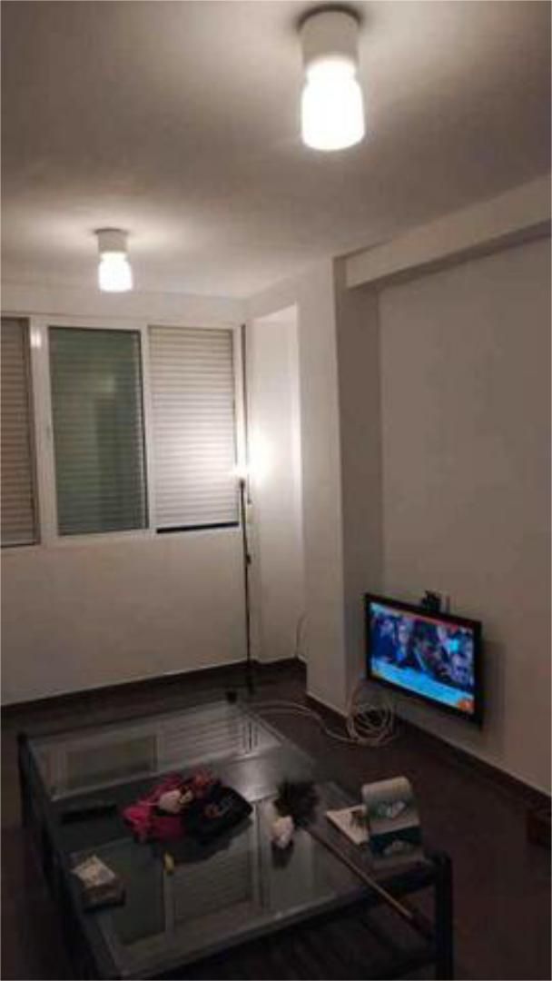 Dormitori de Pis de lloguer en  Sevilla Capital amb Calefacció, Traster i Moblat