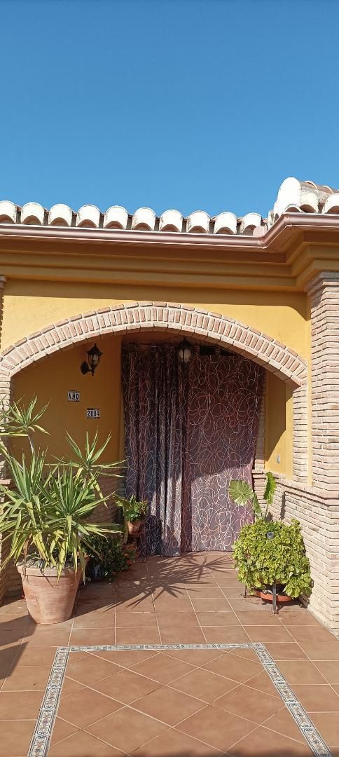 House or chalet to rent in Cúllar Vega  with Air Conditioner, Heating and Private garden