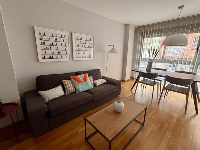 Piso en Alquiler en Carrer Poeta Quintana, 62 en Mercado