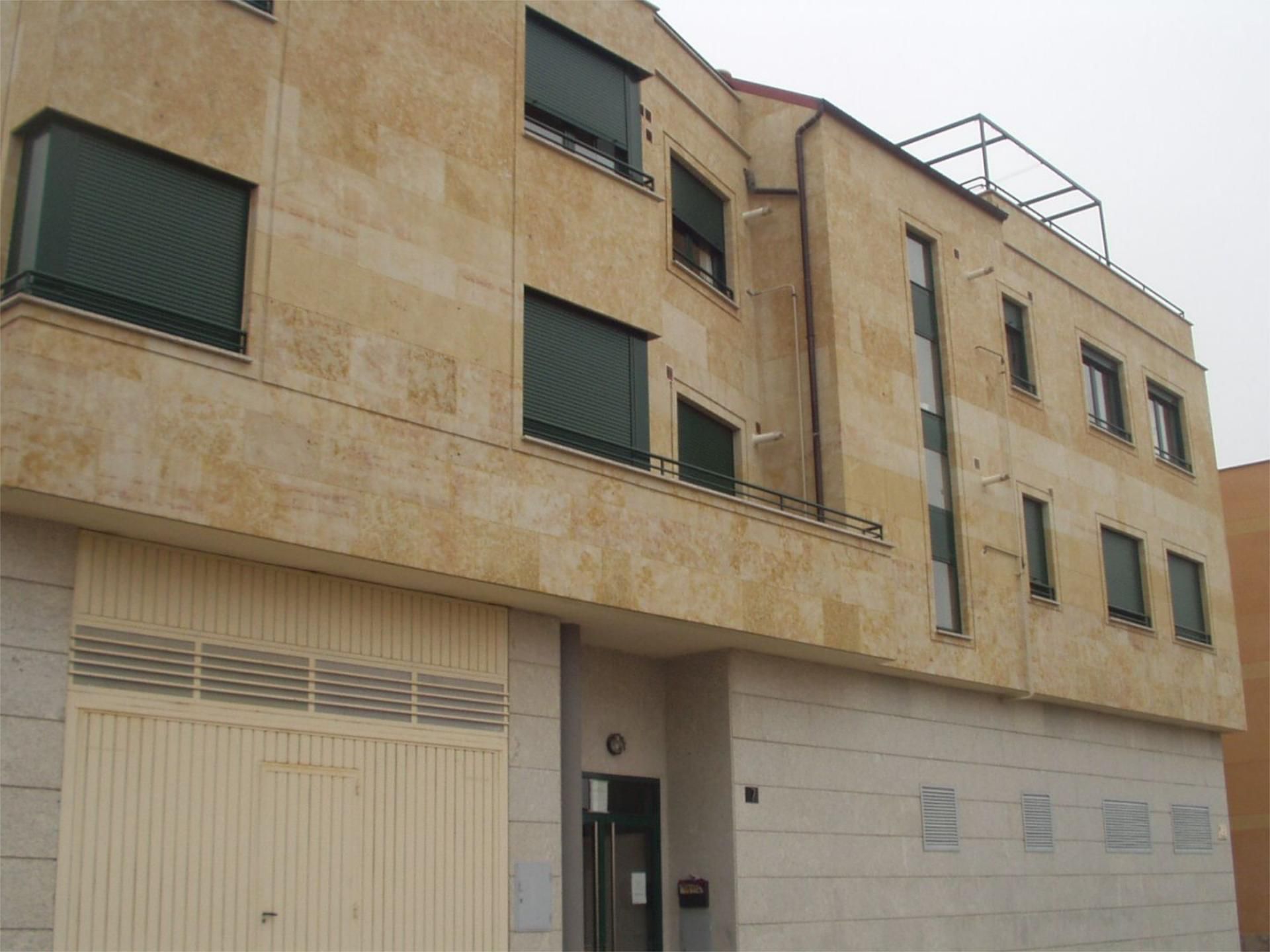 Vista exterior de Pis de lloguer en Salamanca Capital amb Calefacció, Parquet i Moblat