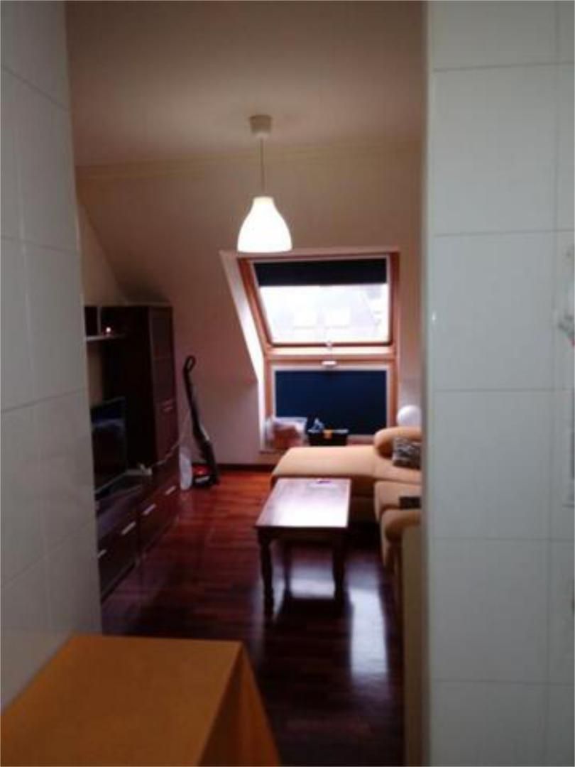 Sala de estar de Piso de alquiler en A Coruña Capital  con Calefacción, Trastero y Amueblado