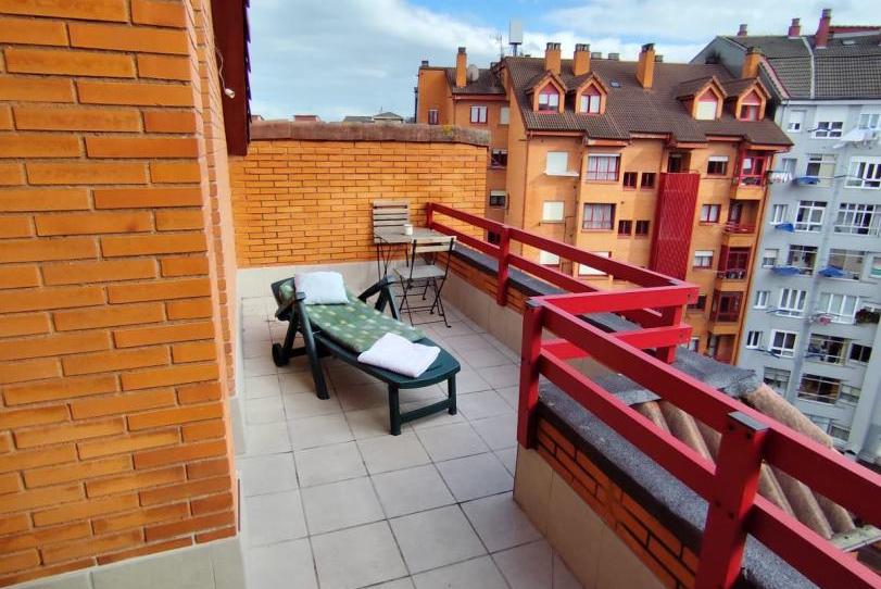 Flat for sale in Calle Leopoldo Alas, 39, Auditorio - Seminario - Parque de Invierno, Asturias - image 1 Photo 1 of Flat for sale in Calle Leopoldo Alas, 39, Auditorio - Seminario - Parque de Invierno, Asturias