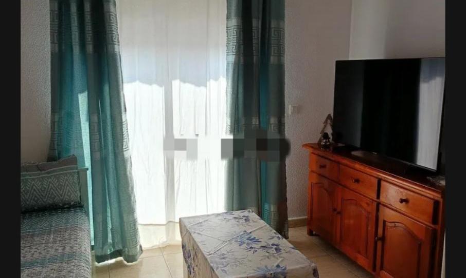 Piso de alquiler en Carrer Hermanos Bazán, 7, Las Viñas, Guardamar del Segura - imagen 1 Foto 1 de Piso de alquiler en Carrer Hermanos Bazán, 7, Las Viñas, Guardamar del Segura