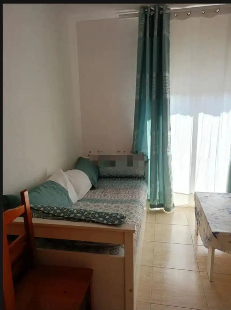 Flat for rent in Carrer Hermanos Bazán, 7, Las Viñas Flat for rent in Carrer Hermanos Bazán, 7, Las Viñas