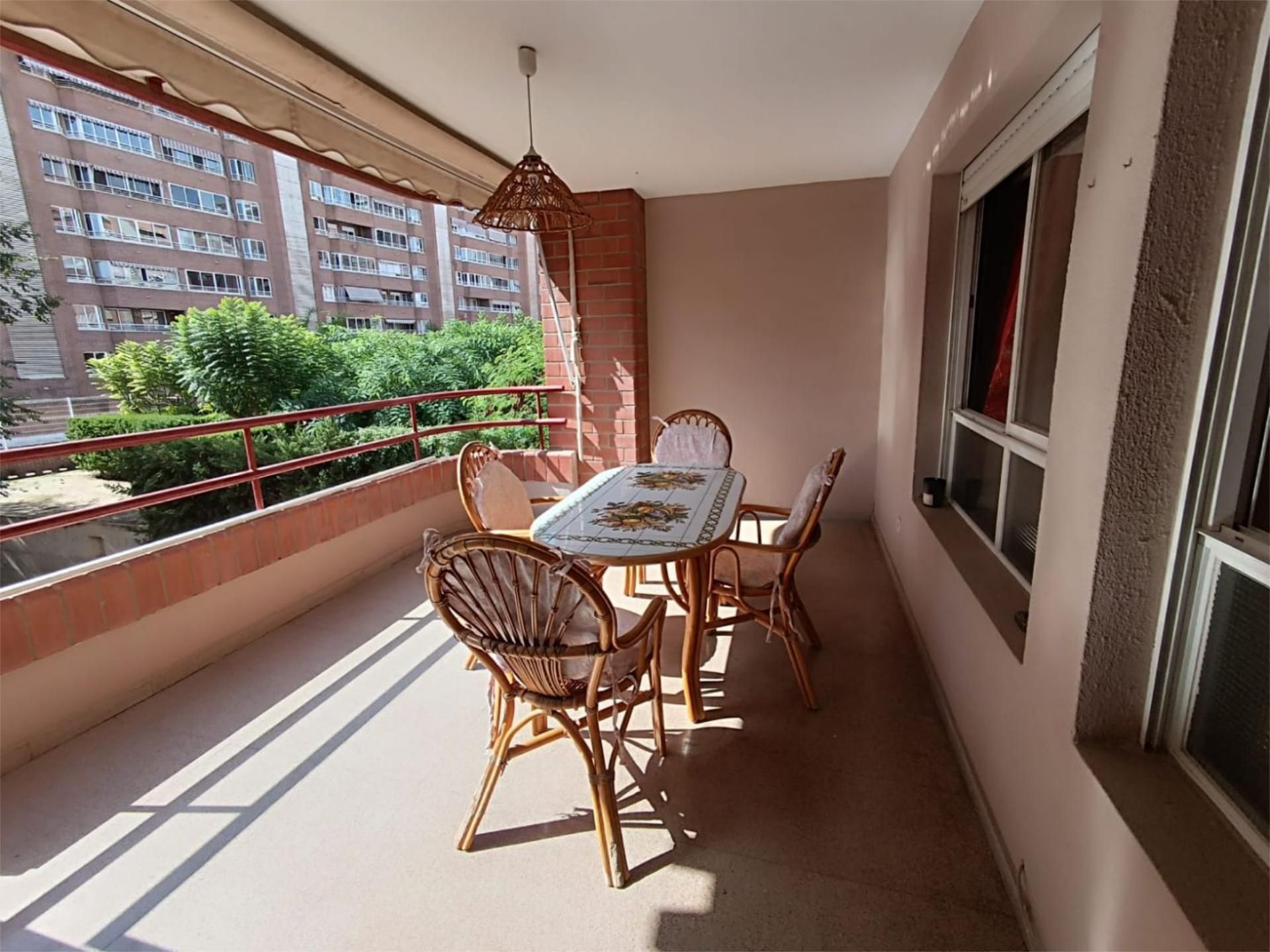 Terrassa de Pis de lloguer en Alicante / Alacant amb Aire condicionat, Calefacció i Parquet