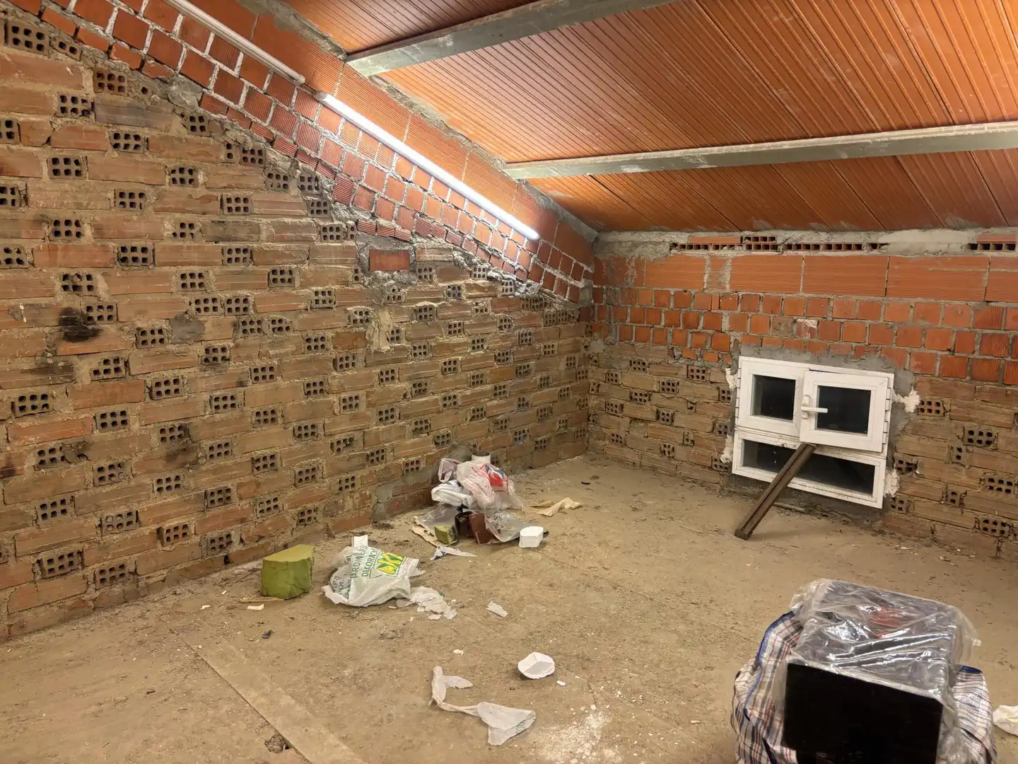 Wohnung zum Verkauf in Moraleja mit Klimaanlage, Terrasse und Abstellraum