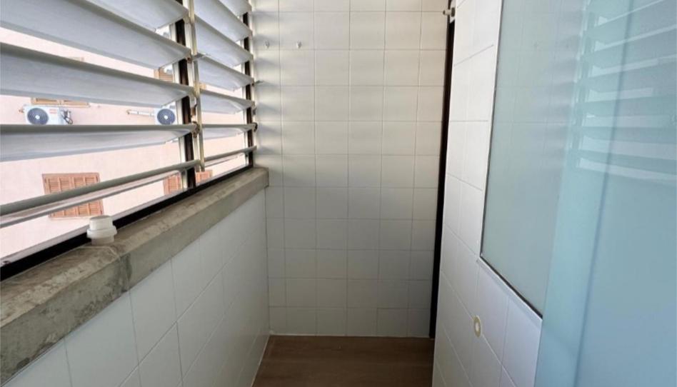 Flat to rent in Carrer Alfambra, 25, El Coll d'en Rabassa, Illes Balears - image 1 Photo 1 of Flat to rent in Carrer Alfambra, 25, El Coll d'en Rabassa, Illes Balears