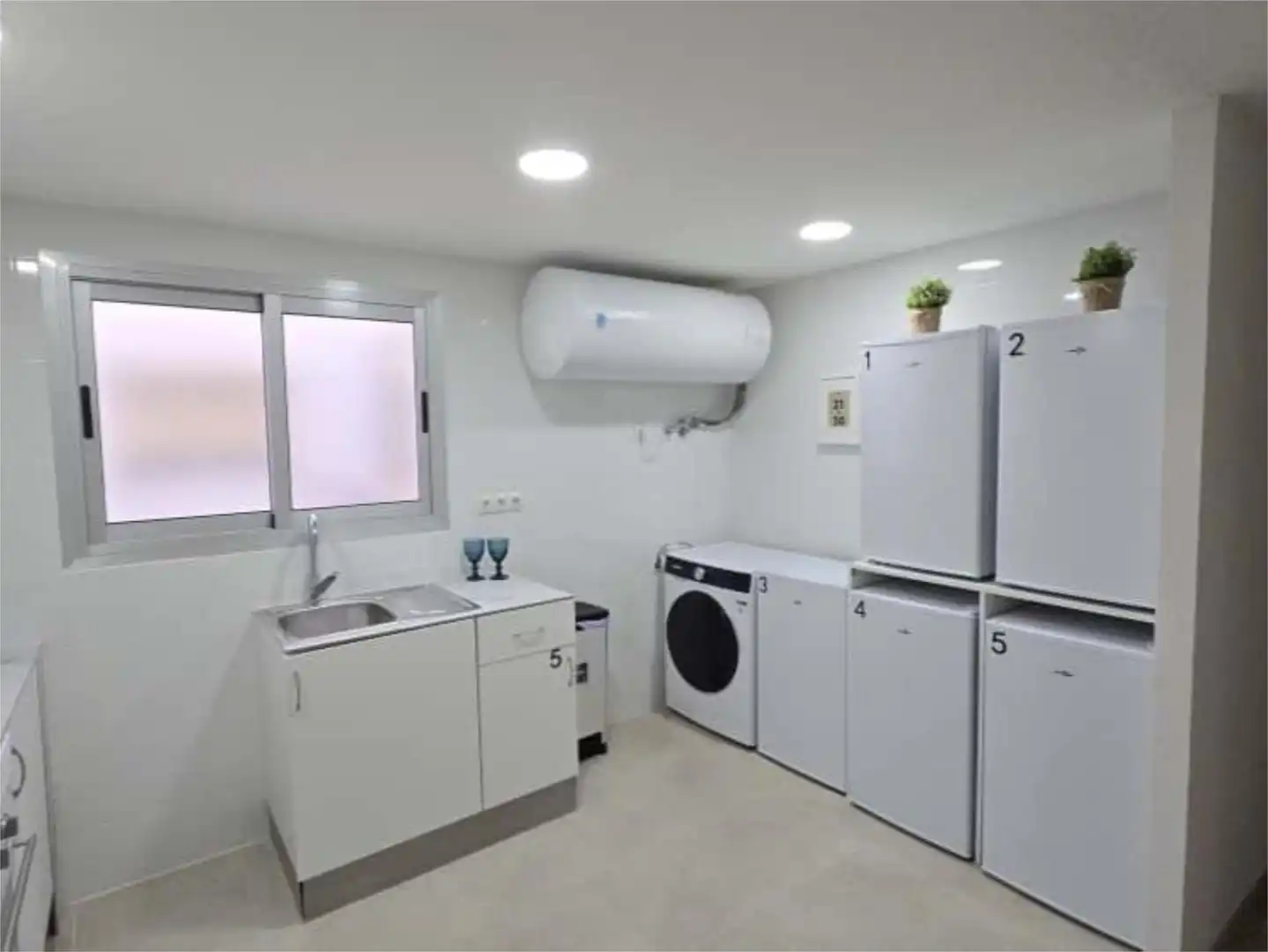 Habitación en Carrer Juan de Ribera, 9, El Mercado Cocina de Piso para compartir en Manises con Aire acondicionado