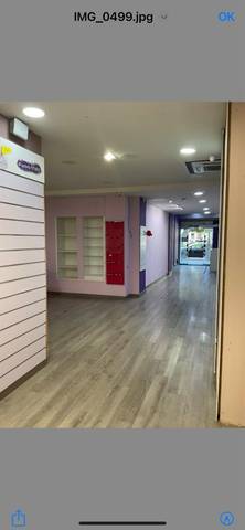 Local comercial en Alquiler en Plaza de la Universidad, S/N en Centro