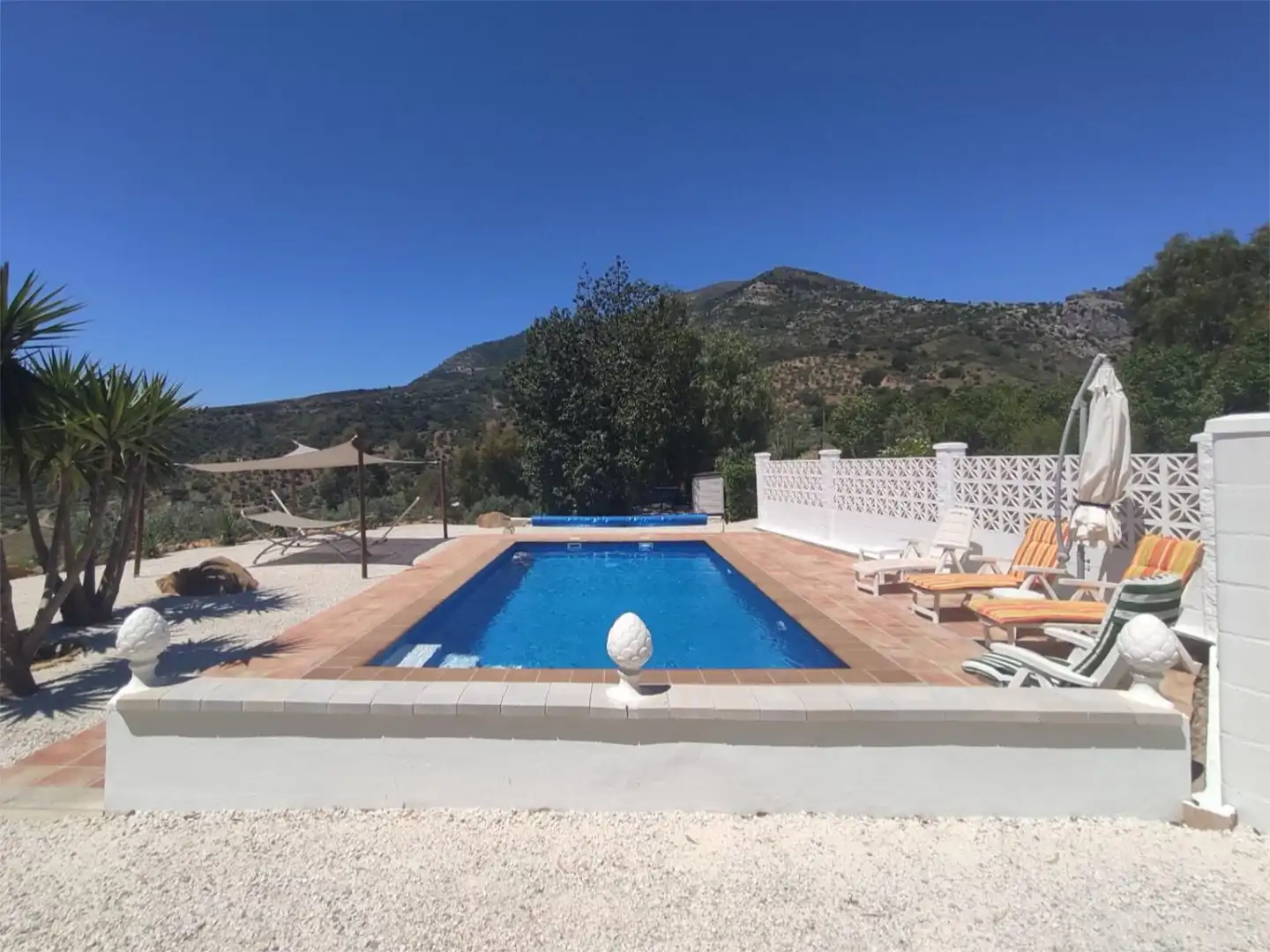 Finca rústica en venta en Lugar Los Olivares, 17, Casarabonela Piscina de Finca rústica en venta en Casarabonela con Aire acondicionado, Terraza y Piscina