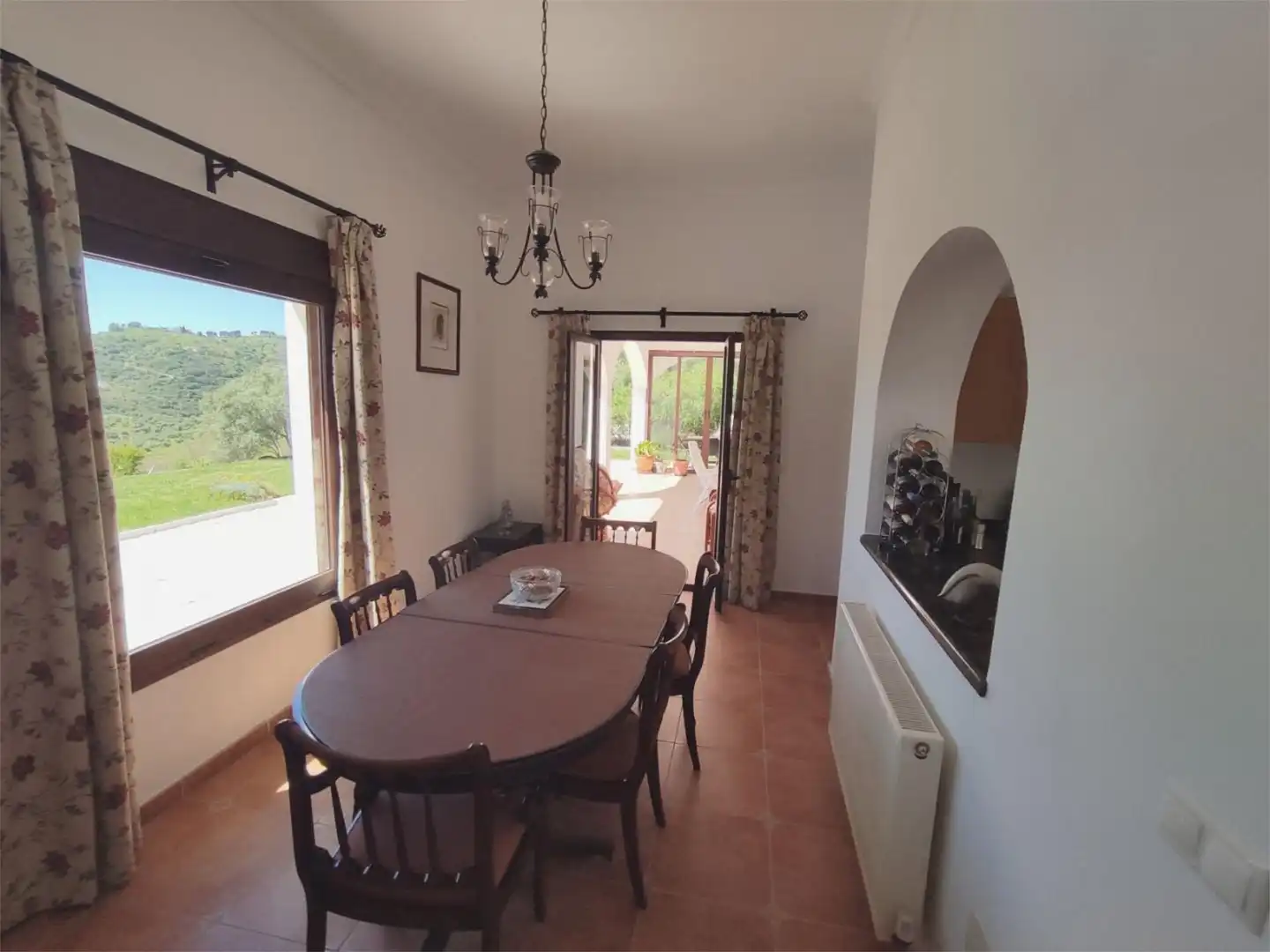 Finca rústica en venta en Lugar Los Olivares, 17, Casarabonela Comedor de Finca rústica en venta en Casarabonela con Aire acondicionado, Terraza y Piscina