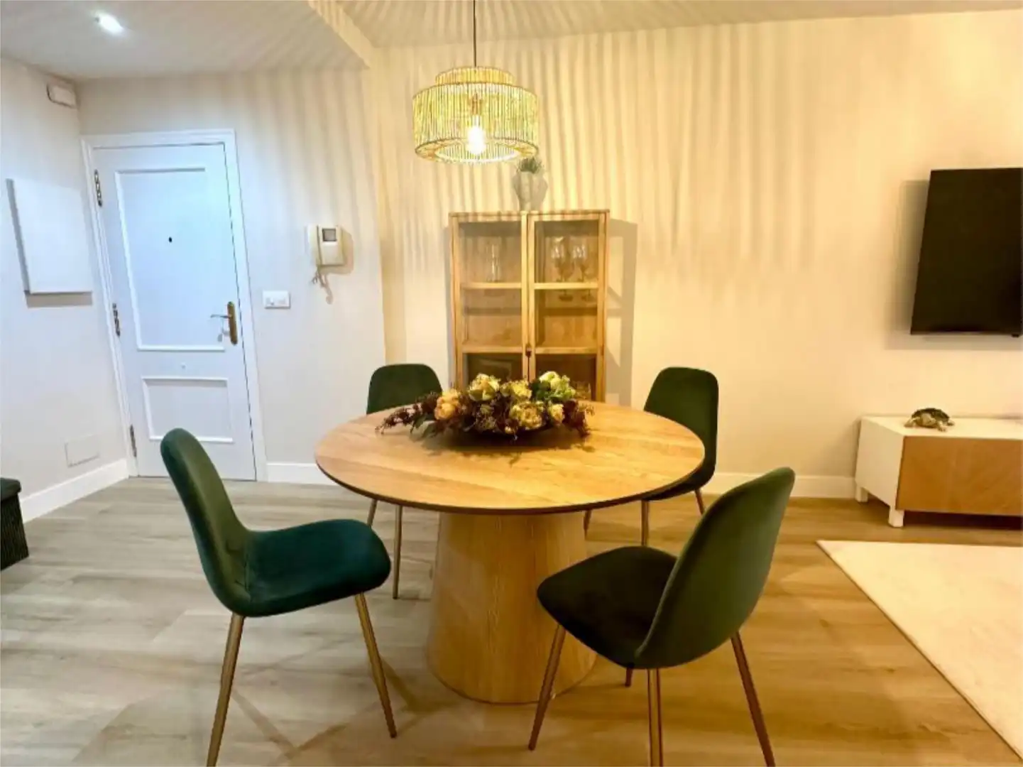 Piso de alquiler en Avenida del Doctor Tourón, 24, Vilagarcía Comedor de Piso de alquiler en Vilagarcía de Arousa con Aire acondicionado, Calefacción y Parquet
