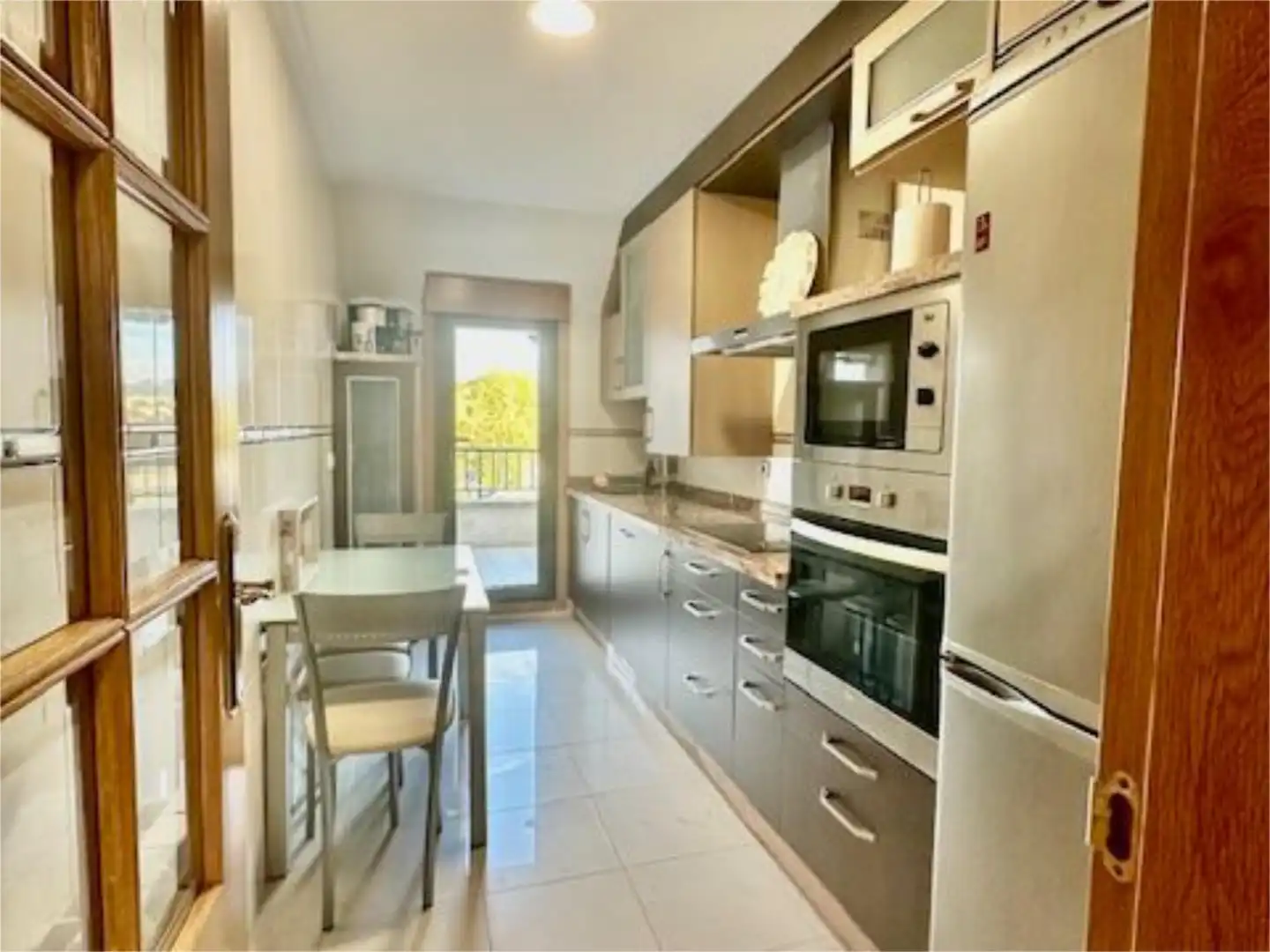 Piso en venta en Avenida Juan Carlos I, 35, Vilagarcía Cocina de Piso en venta en Vilagarcía de Arousa con Calefacción, Parquet y Terraza