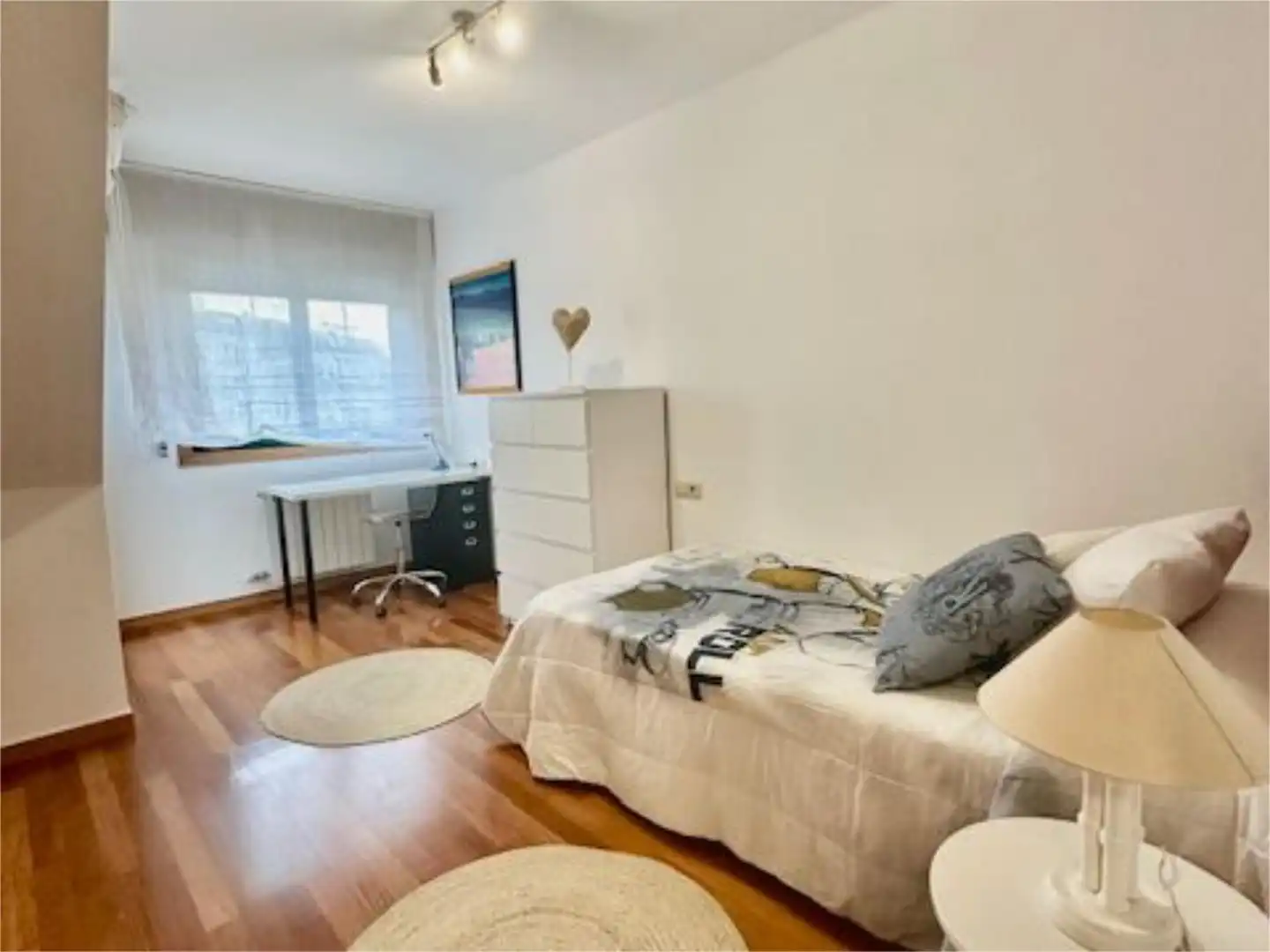Piso en venta en Avenida Juan Carlos I, 35, Vilagarcía Habitación de Piso en venta en Vilagarcía de Arousa con Calefacción, Parquet y Terraza