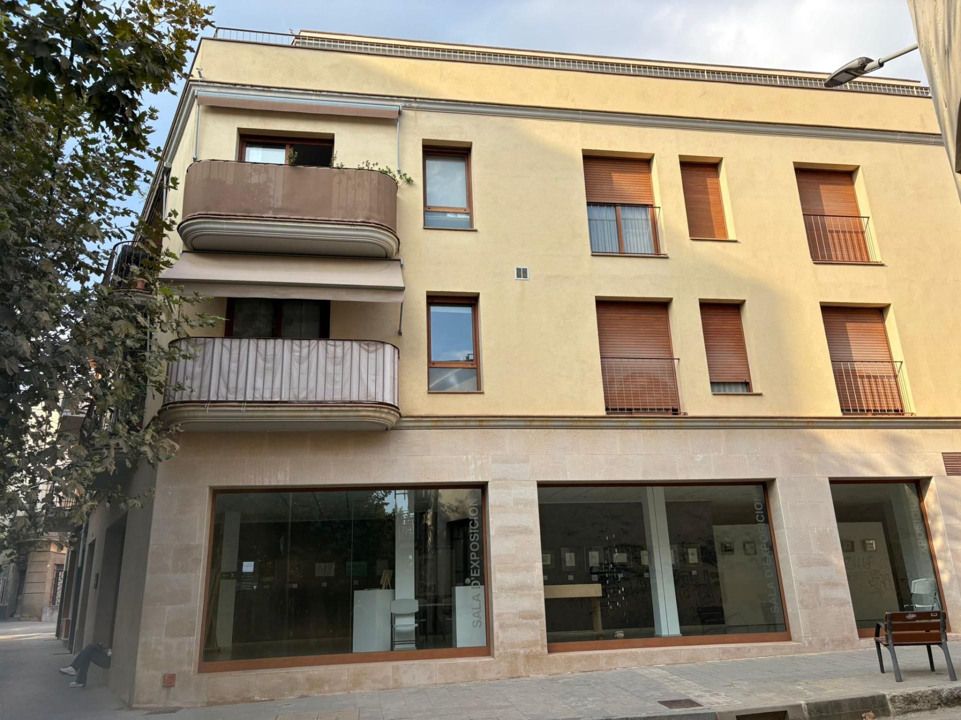 Exterior view of Flat for sale in Arenys de Munt  with Air Conditioner, Terrace and Balcony