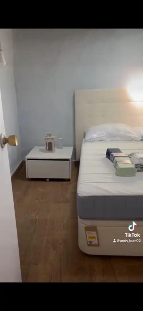 Finca rústica en venta en Plaza Constitución, 4, Navahermosa Habitación de Finca rústica en venta en Navahermosa con Jardín privado, Terraza y Trastero