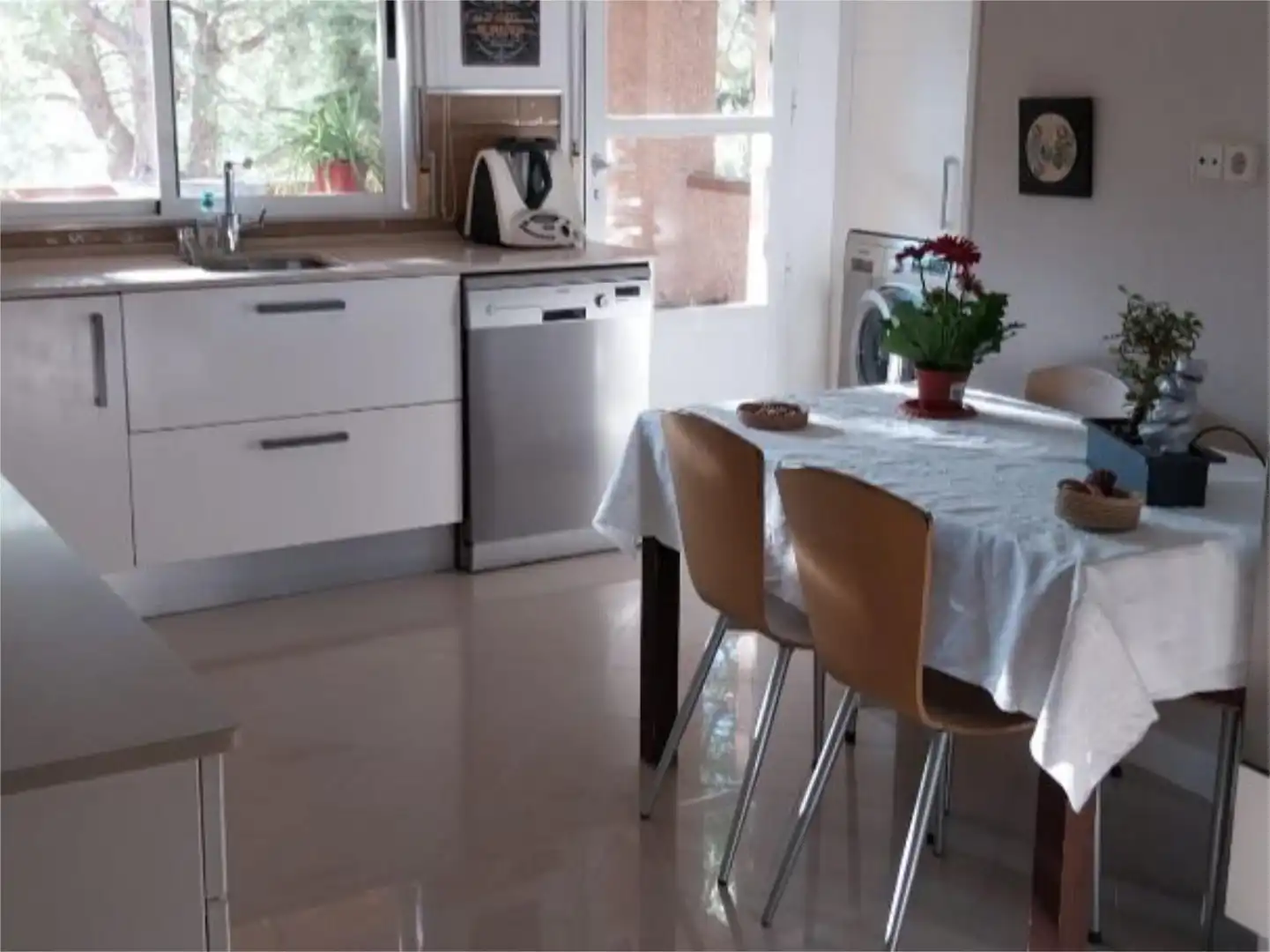 Piso en venta en El Monte Cocina de Piso en venta en Torrelodones con Aire acondicionado, Calefacción y Jardín privado