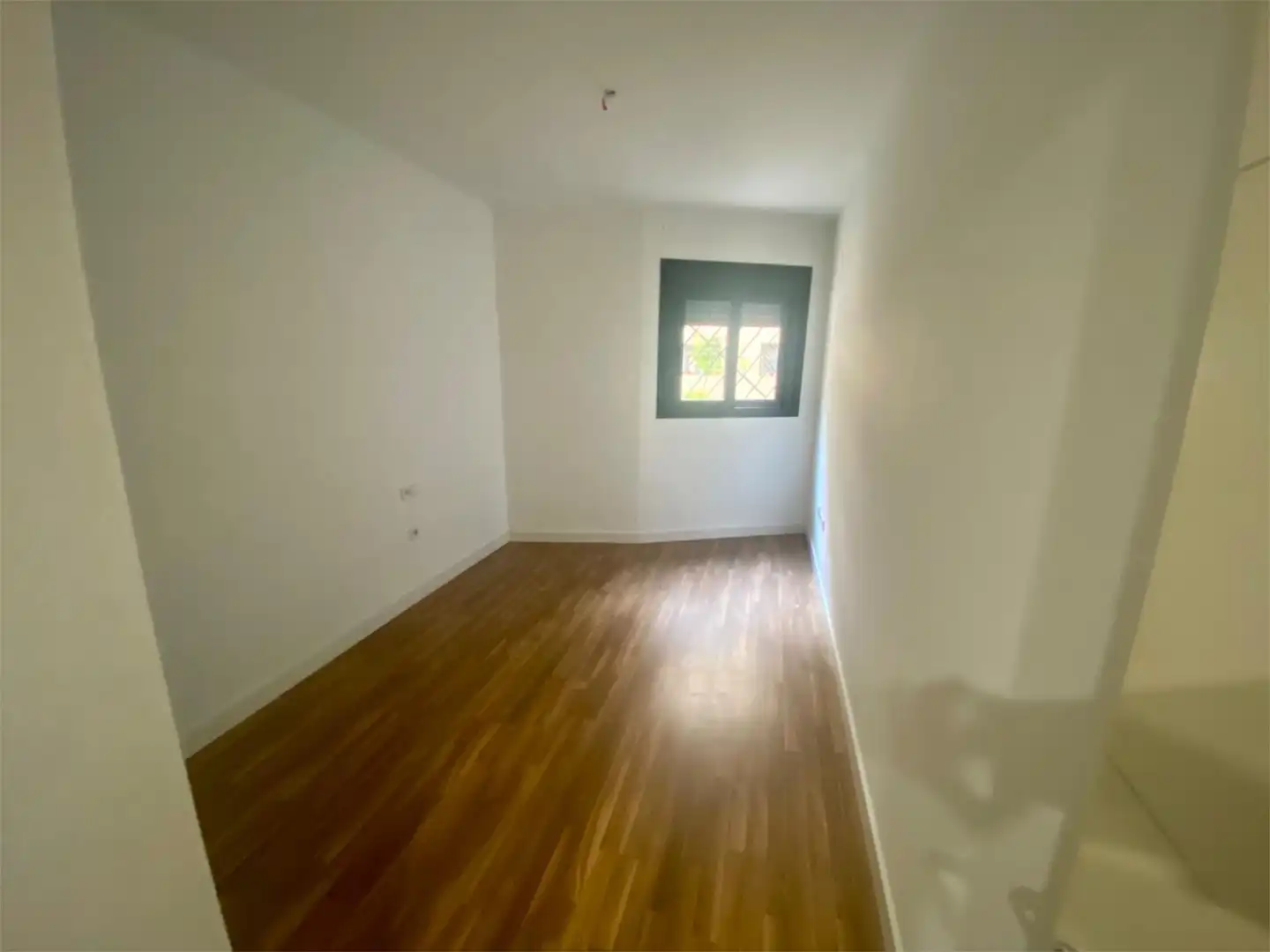 Bedroom of Flat for sale in Sevilla  with Air Conditioner, Heating and Parquet flooring