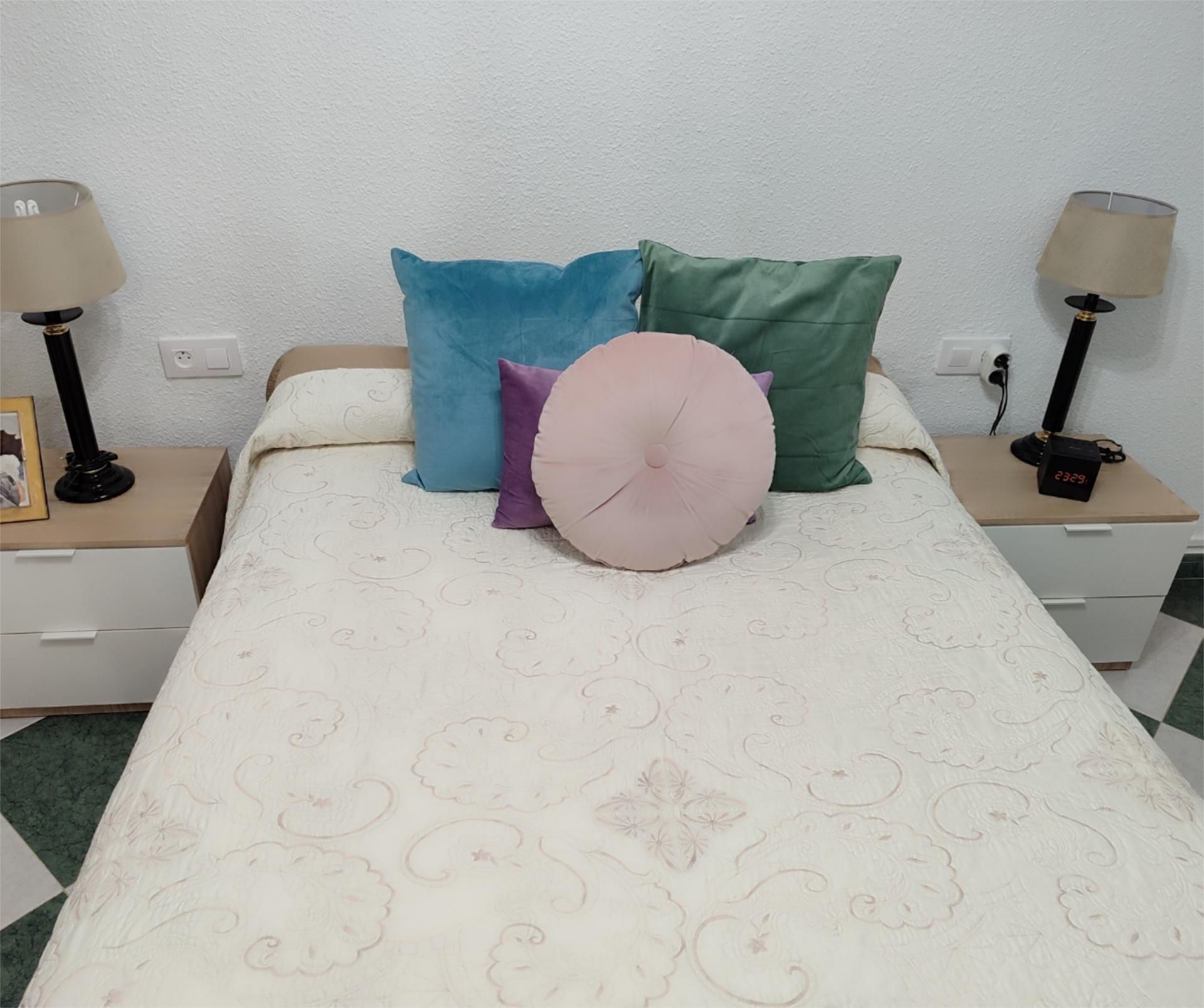 Bedroom of Flat for sale in  Almería Capital  with Air Conditioner, Oven and Washing machine