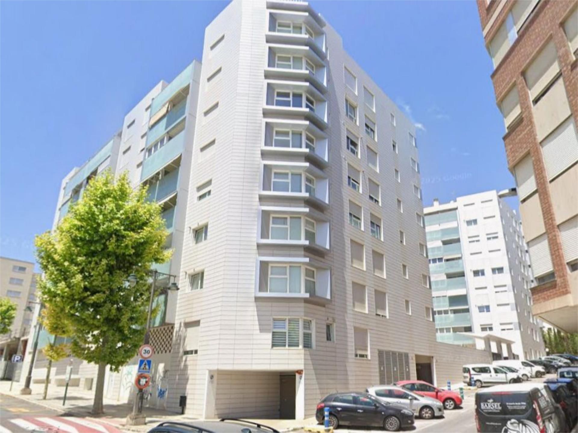 Vista exterior de Pis en venda en Alcoy / Alcoi amb Aire condicionat, Terrassa i Balcó