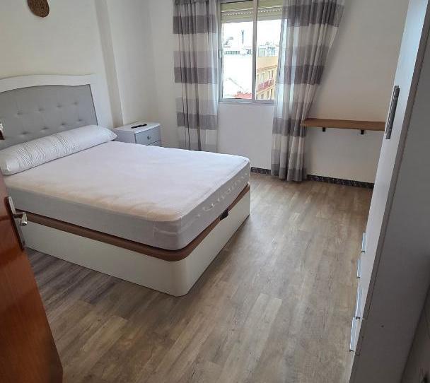 Pis per a compartir a Calle Violeta, 1, Arenal - La Pólvora, Sevilla - imatge 1 Foto 1 de Pis per a compartir a Calle Violeta, 1, Arenal - La Pólvora, Sevilla