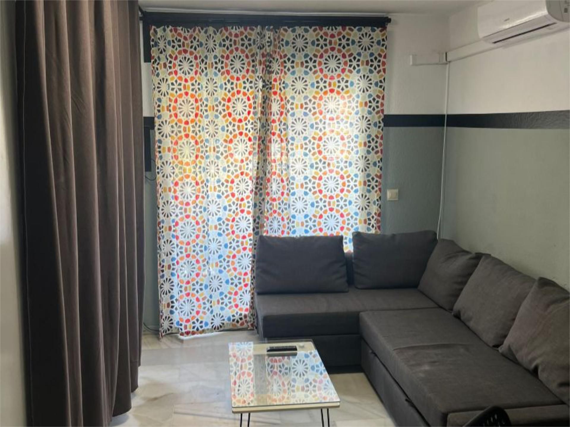 Living room of Apartment to rent in Benalmádena  with Air Conditioner, Terrace and Swimming Pool