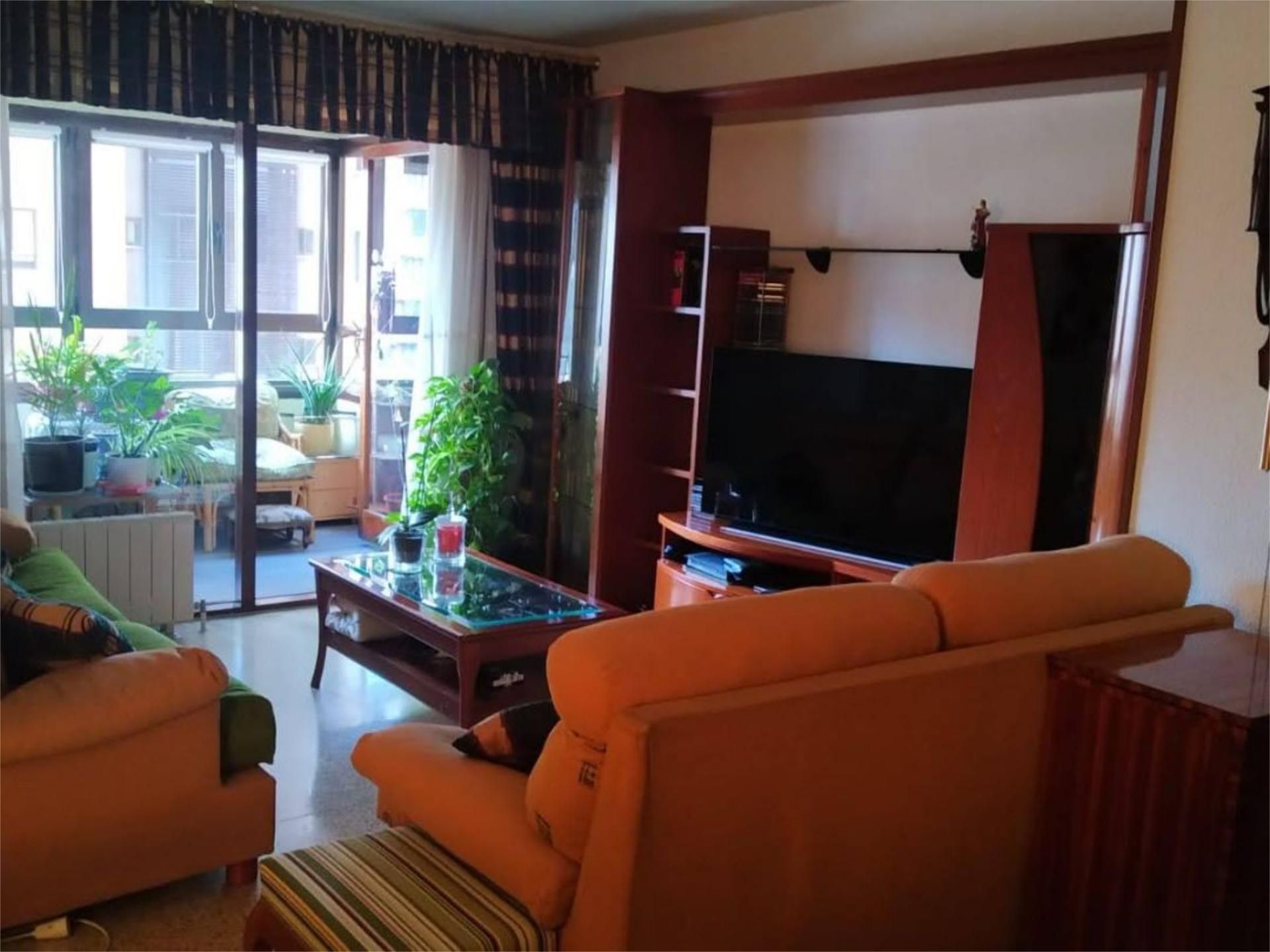 Living room of Flat for sale in Valladolid Capital  with Balcony