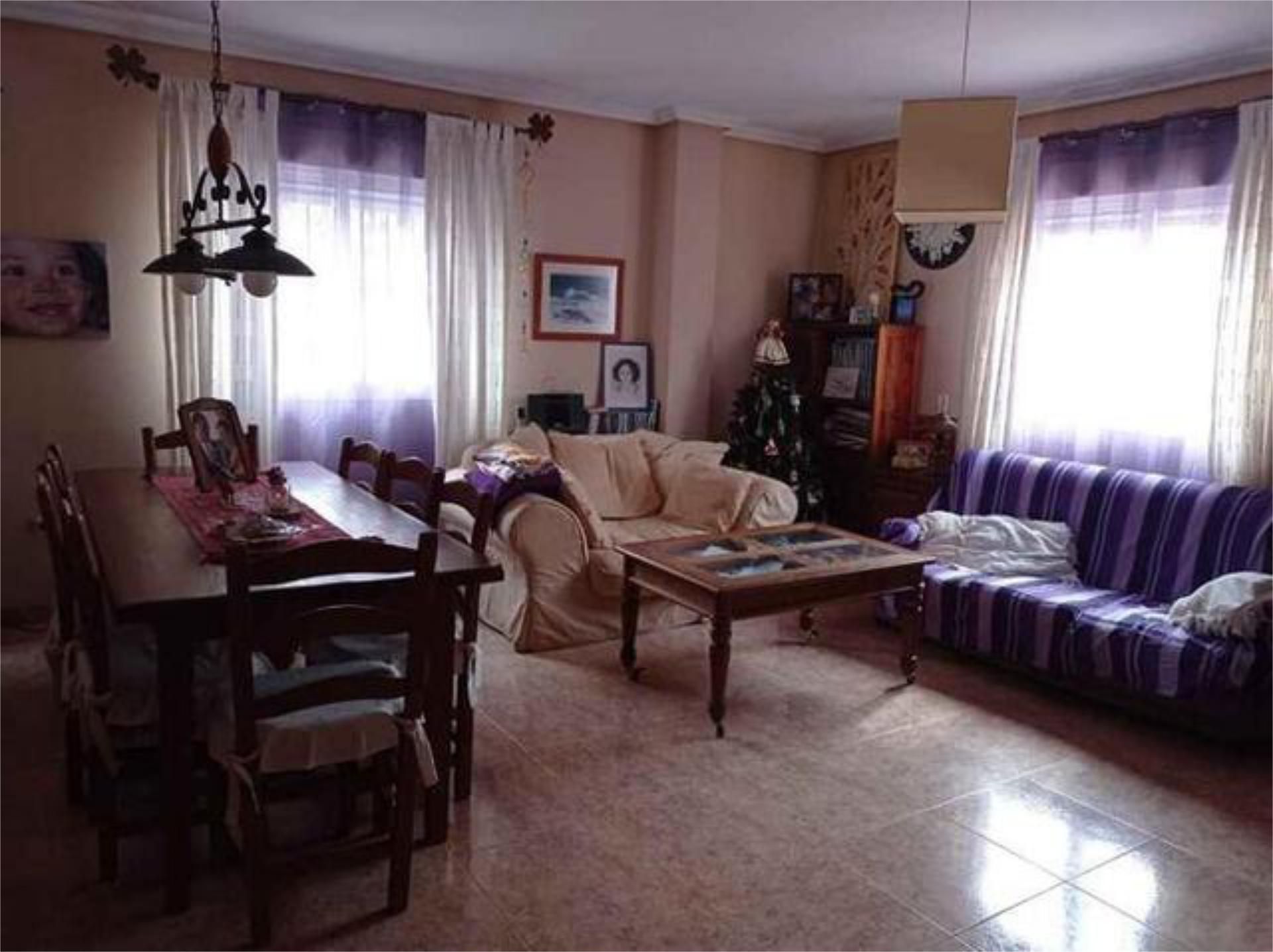 Casa adosada en venda a Los Molinos - Villa Blanca Sala d'estar de Casa adosada en venda en  Almería Capital