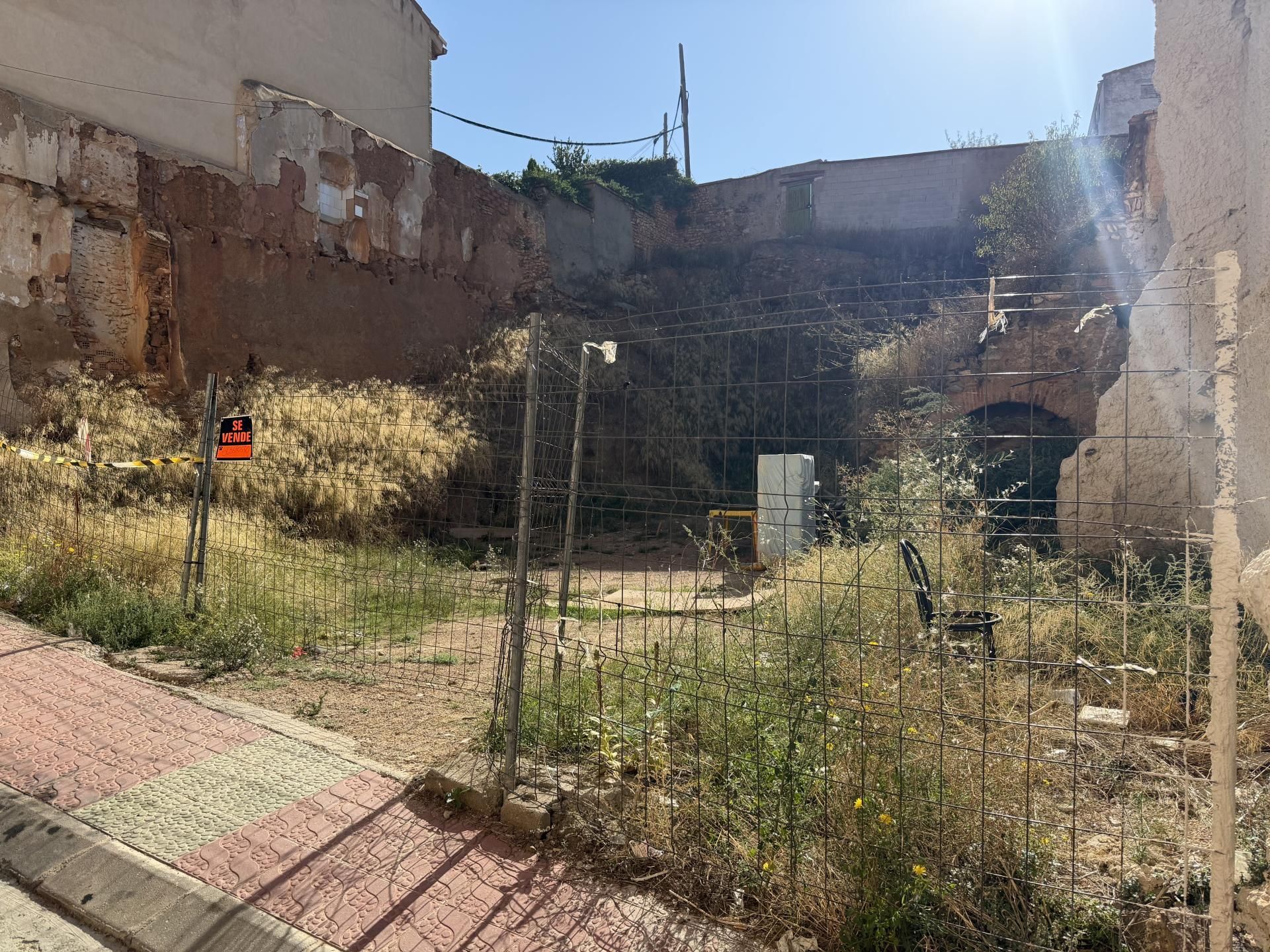 Land for sale in Aguarón
