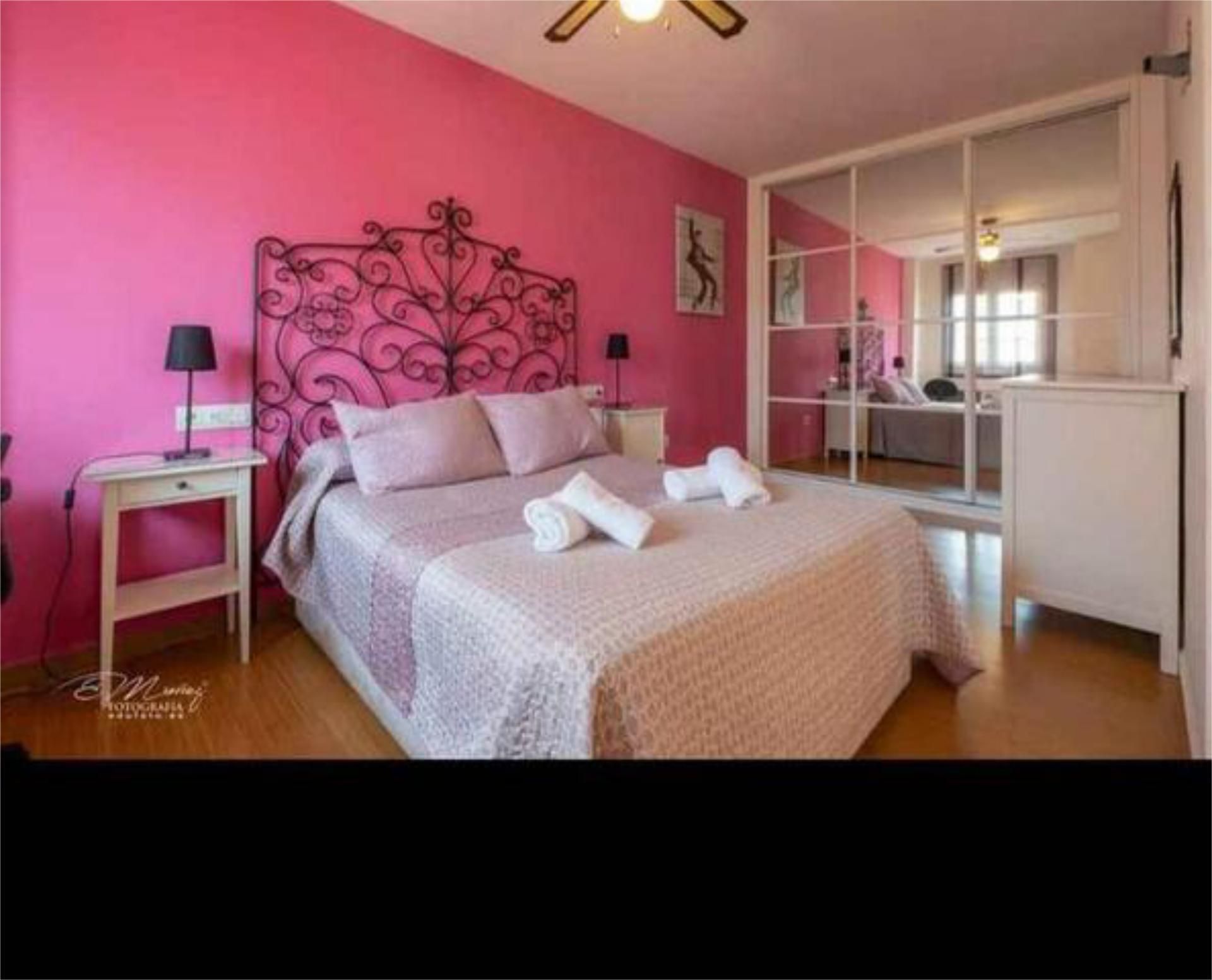 Dormitori de Casa o xalet en venda en Mérida amb Calefacció, Terrassa i Traster
