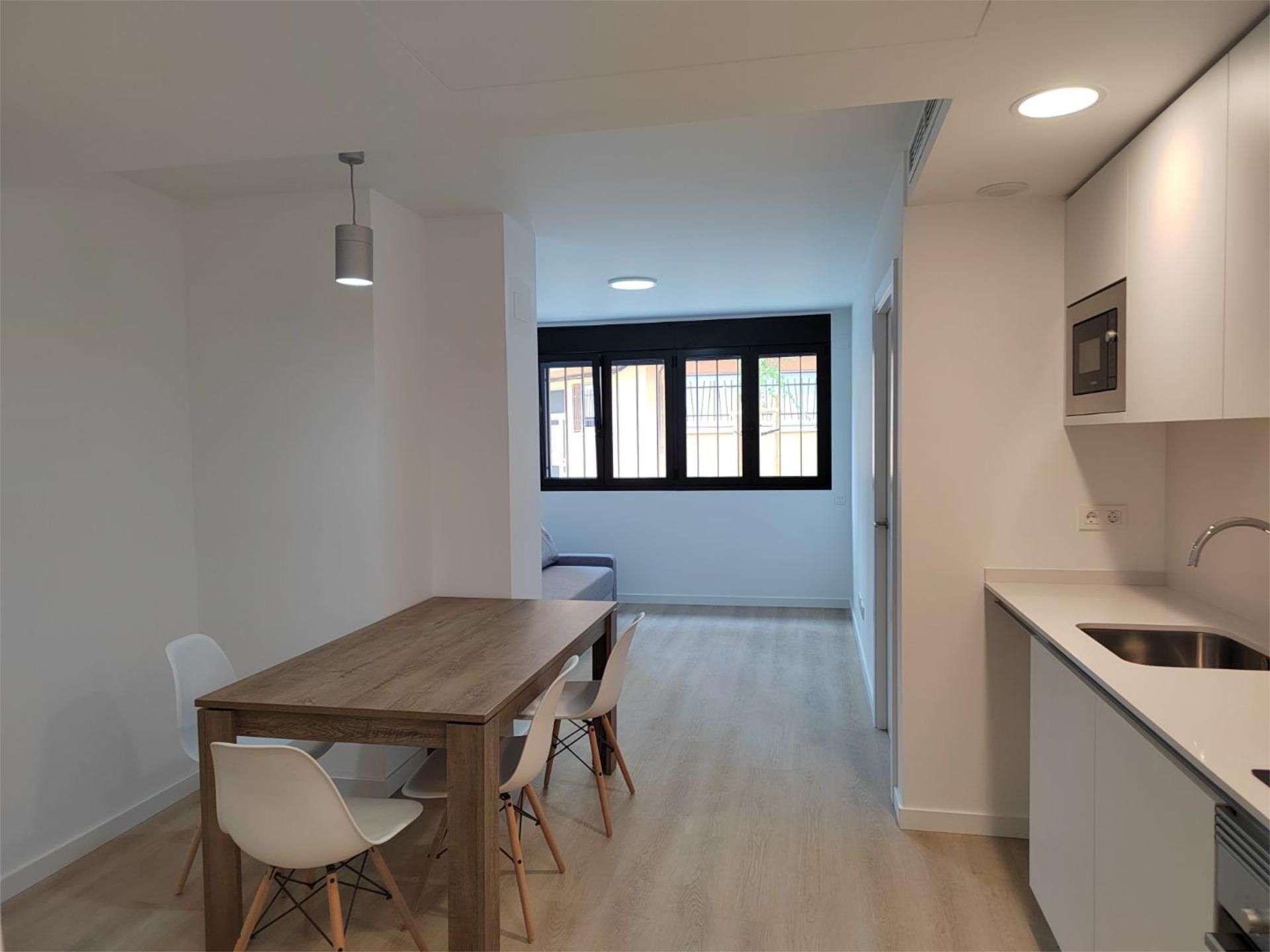 Dining room of Flat to rent in Terrassa  with Air Conditioner, Heating and Parquet flooring