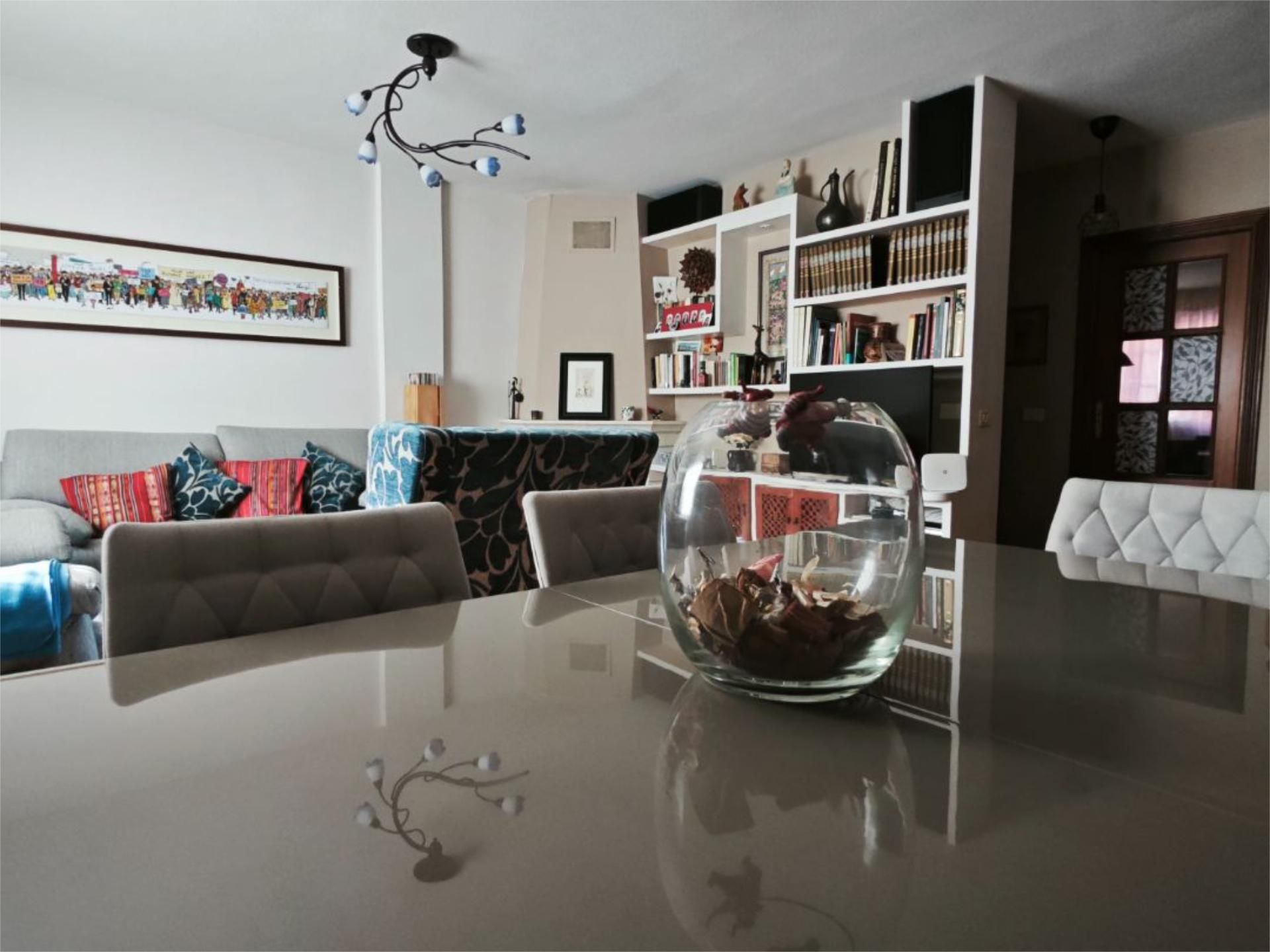 Pis en venda a Calle el Til, 18, La Laguna Menjador de Pis en venda en San Cristóbal de la Laguna amb Calefacció, Jardí privat i Parquet