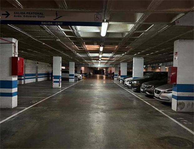 Garaje en Alquiler en La Buhaira