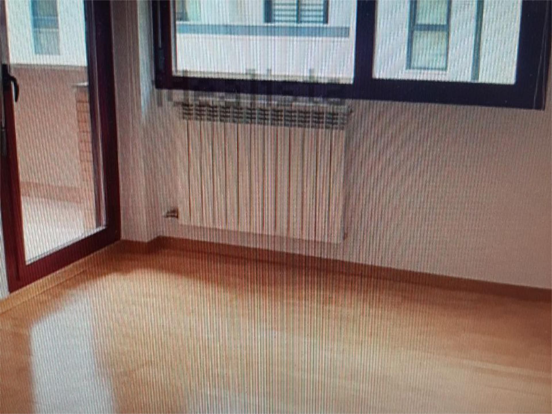 Dormitori de Pis en venda en  Zaragoza Capital amb Aire condicionat, Calefacció i Parquet