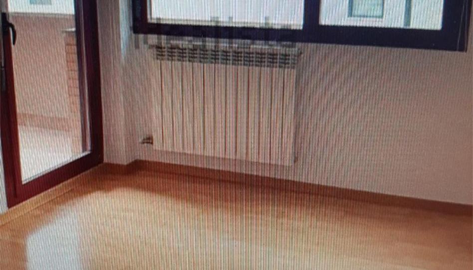 Photo 1 of Flat for sale in Calle de Pedro Arnal Cavero, 28, Barrio Jesús, Zaragoza