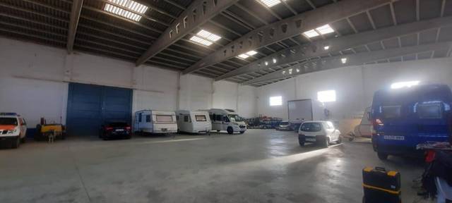 Garaje en Alquiler en Avenida Lorenzo Pardo, 11 en Fuentes de Ebro