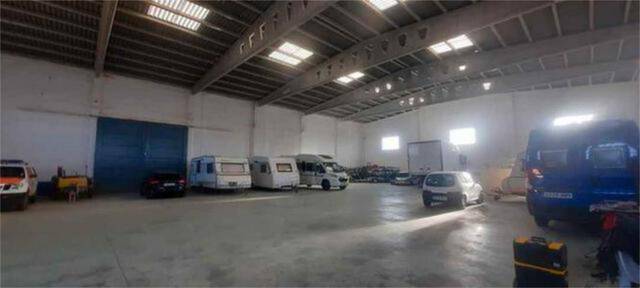 Garaje en Alquiler en Fuentes de Ebro