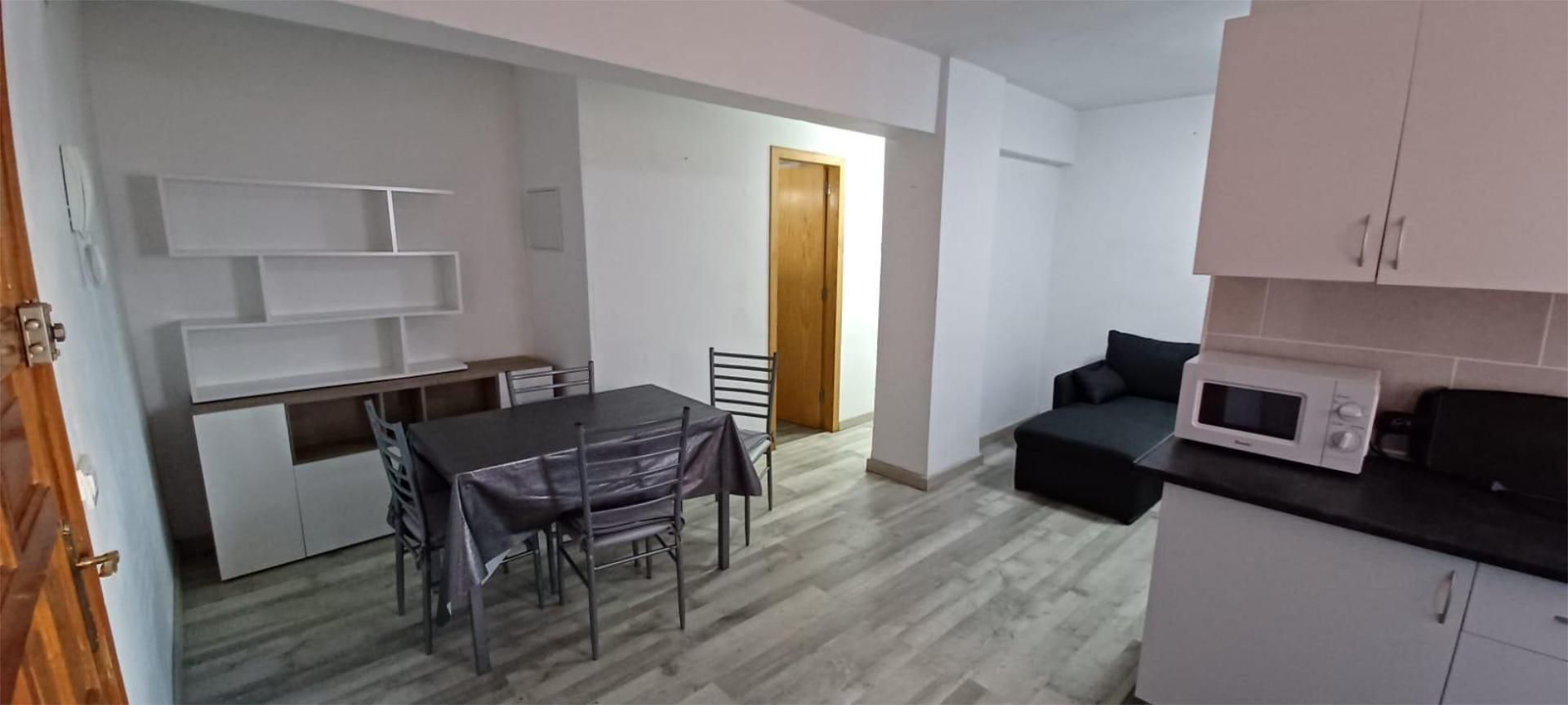 Flat to rent in  Santa Cruz de Tenerife Capital  with Parquet flooring, Storage room and Furnished