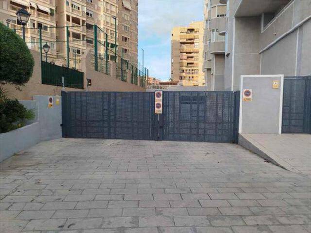 Garaje en Alquiler en Cabo de las Huertas