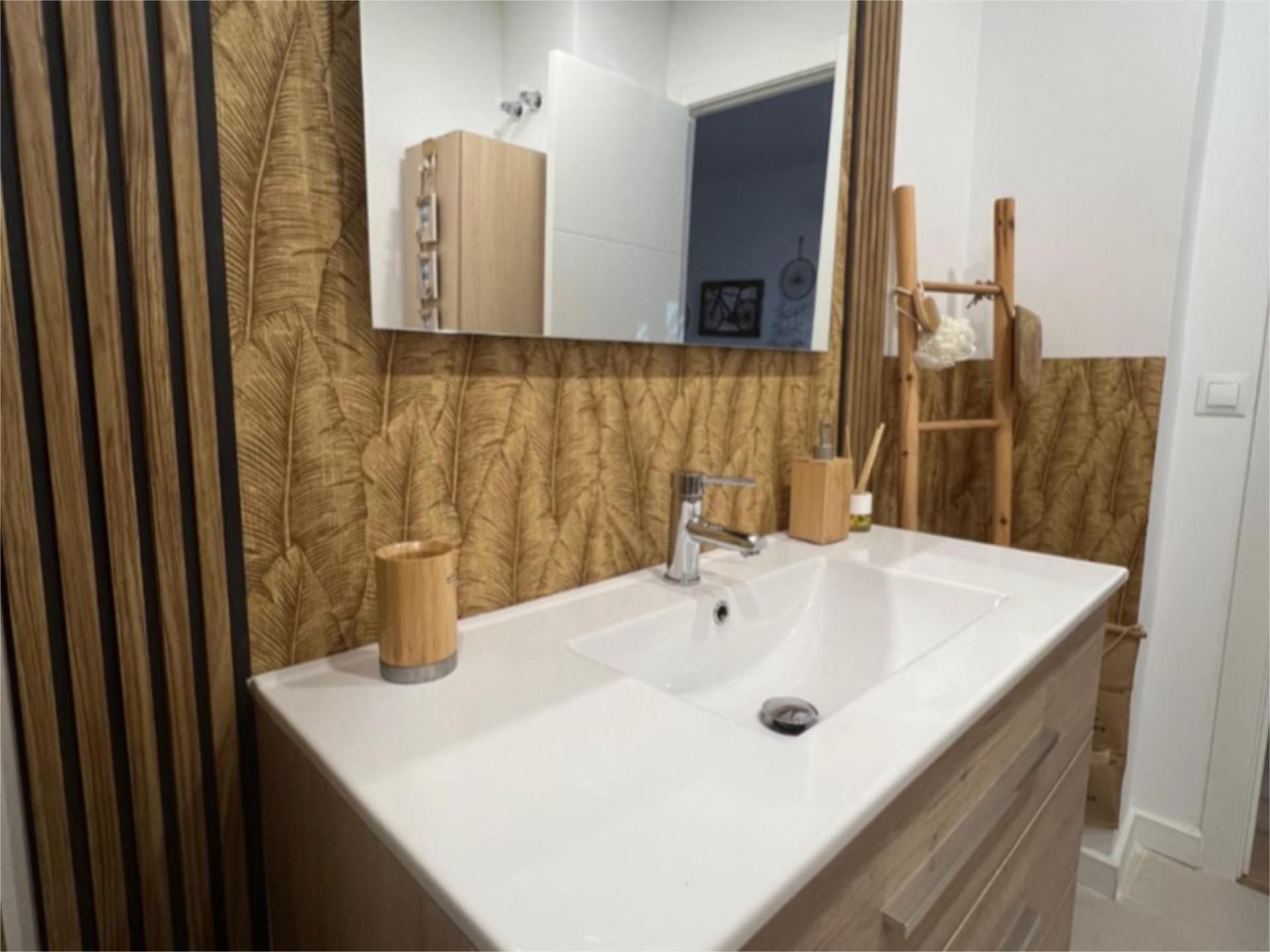 Bathroom of Flat to rent in Málaga Capital  with Heating, Swimming Pool and Furnished