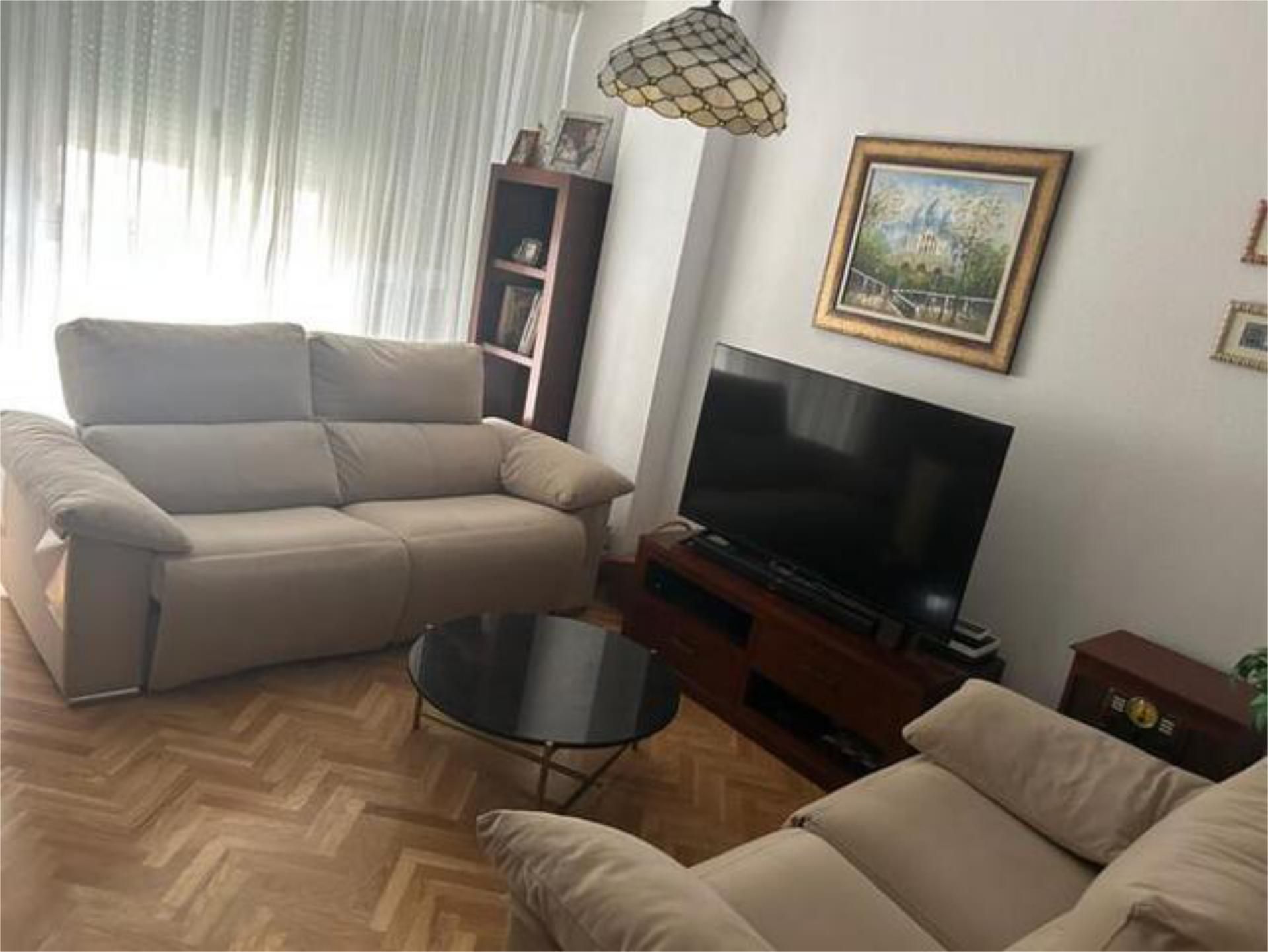 Living room of Flat for sale in Alcalá de Henares  with Heating, Private garden and Terrace
