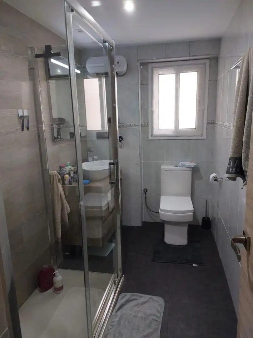 Wohnung zum Verkauf in Bloc Sant Jordi, 1a, Sant Pere i Sant Pau Badezimmer von Wohnung zum Verkauf in Tarragona Capital mit Klimaanlage, Terrasse und Balkon
