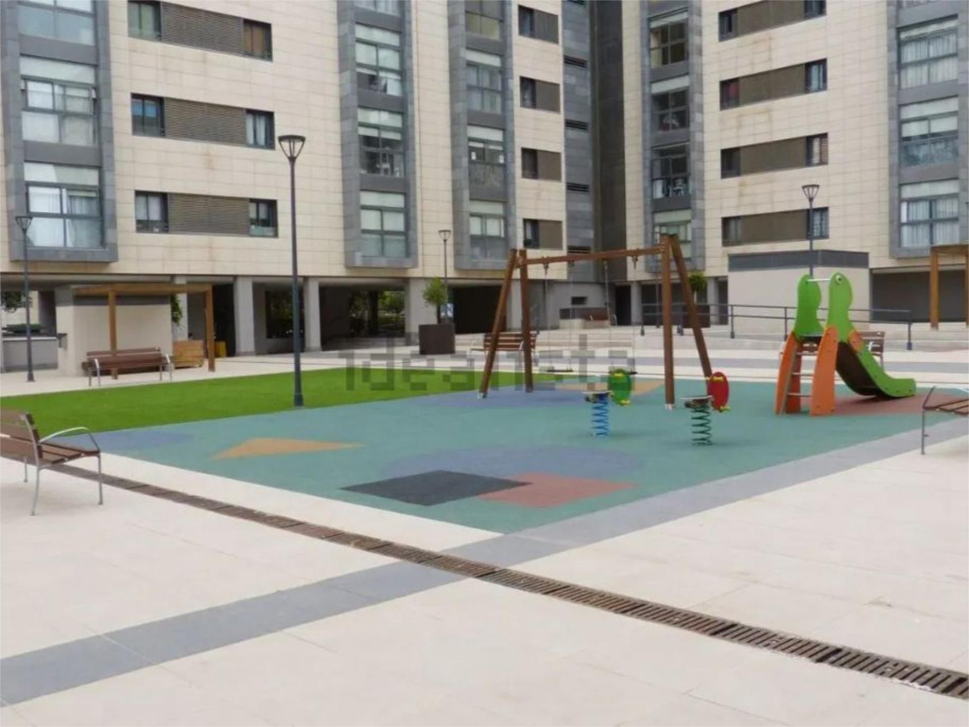 Exterior view of Flat for sale in  Almería Capital  with Air Conditioner